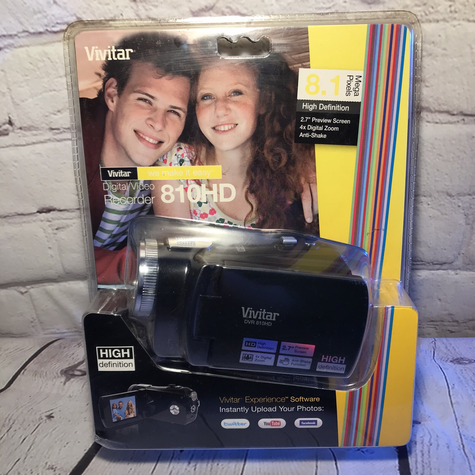 Vivitar DVR 810HD Black Camcorder 8.1 Mega Pixels High Definition New In Box