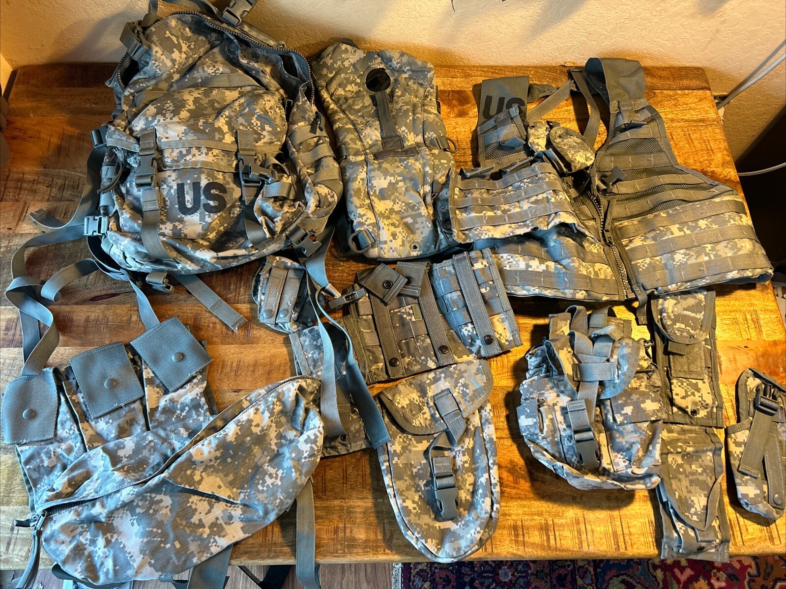 US Military MOLLE II Modular Lightweight Load Carrying ASSAULT PACK Loaded