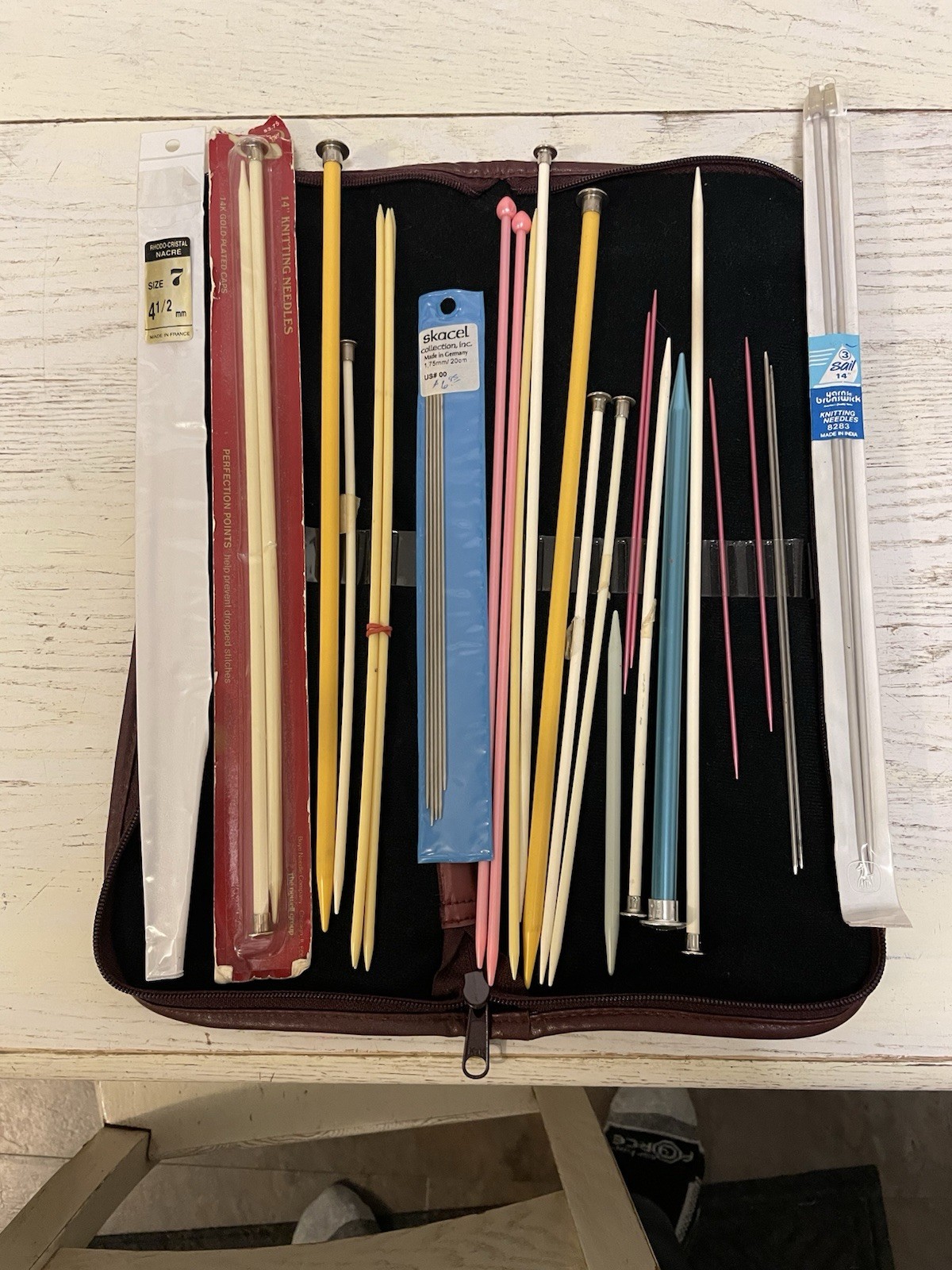 Lot Knitting Needles + Vinyl Zipper Case Vintage Boye France Germany USA