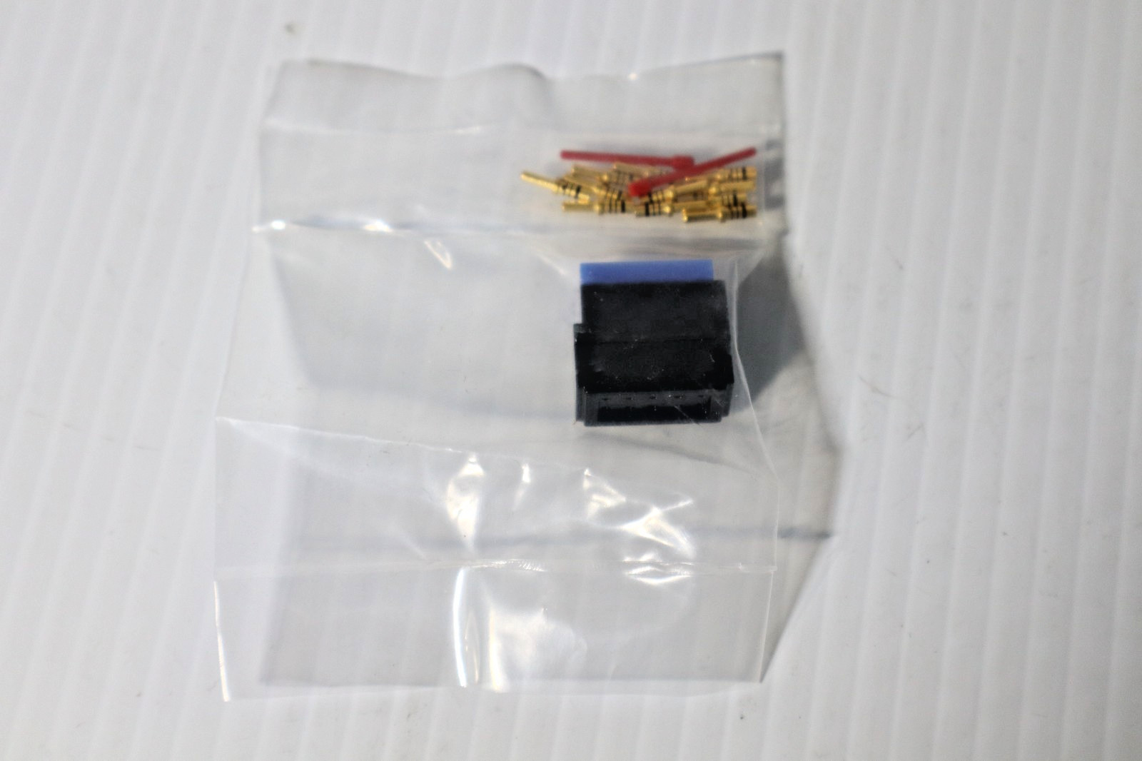Amphenol M81714/2-DA1 Terminal Junction Module TJM120701