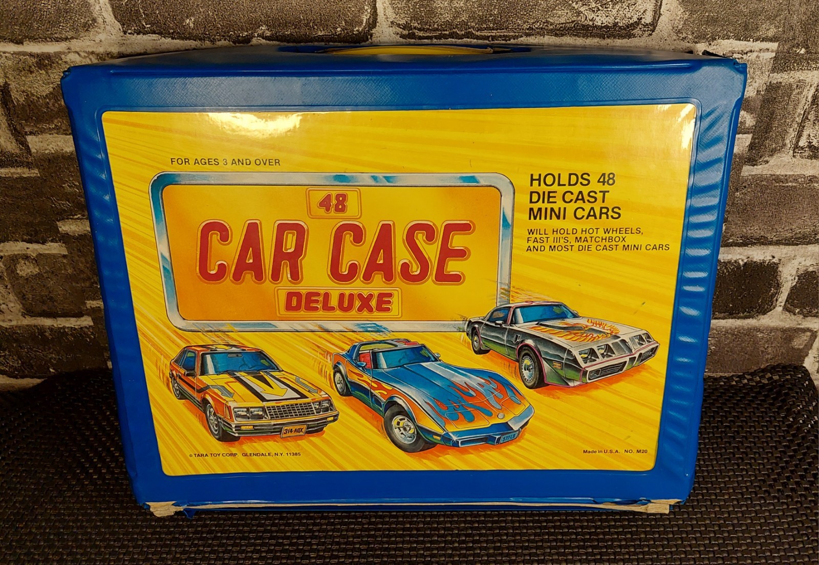 Vintage Tara Toy Corp. Blue 48 Car Case Deluxe No. 20200 - Made in USA