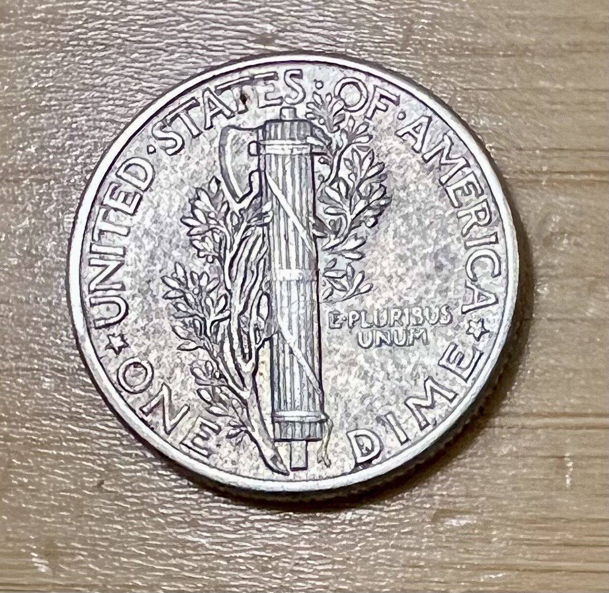 1944-P Mercury Dime 10C Silver - About Uncirculated (AU) – FREE SHIPPING