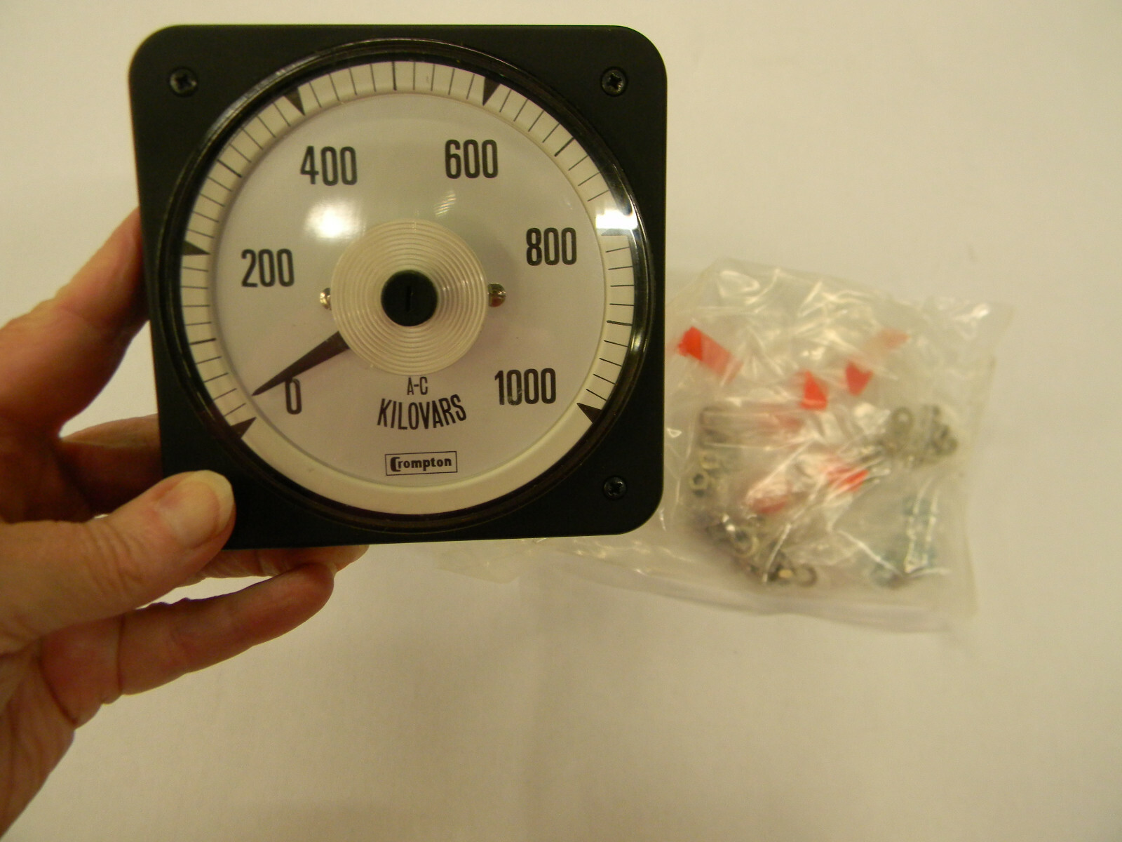 New Crompton Power Meter 077-31UA-QQVA-C6-CW  C6