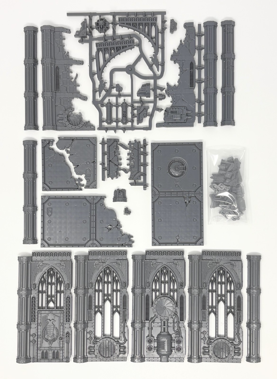 Warhammer 40k: Adepta Sororitas - Battle Sanctum Lot #4 (Plastic Terrain Pieces)