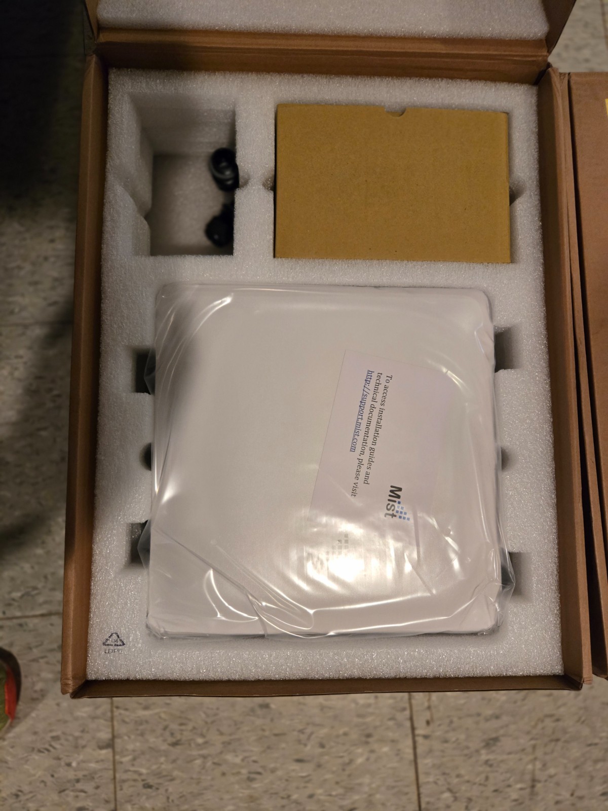 Juniper Mist AP61-US — New In Box, Opened to take picture only