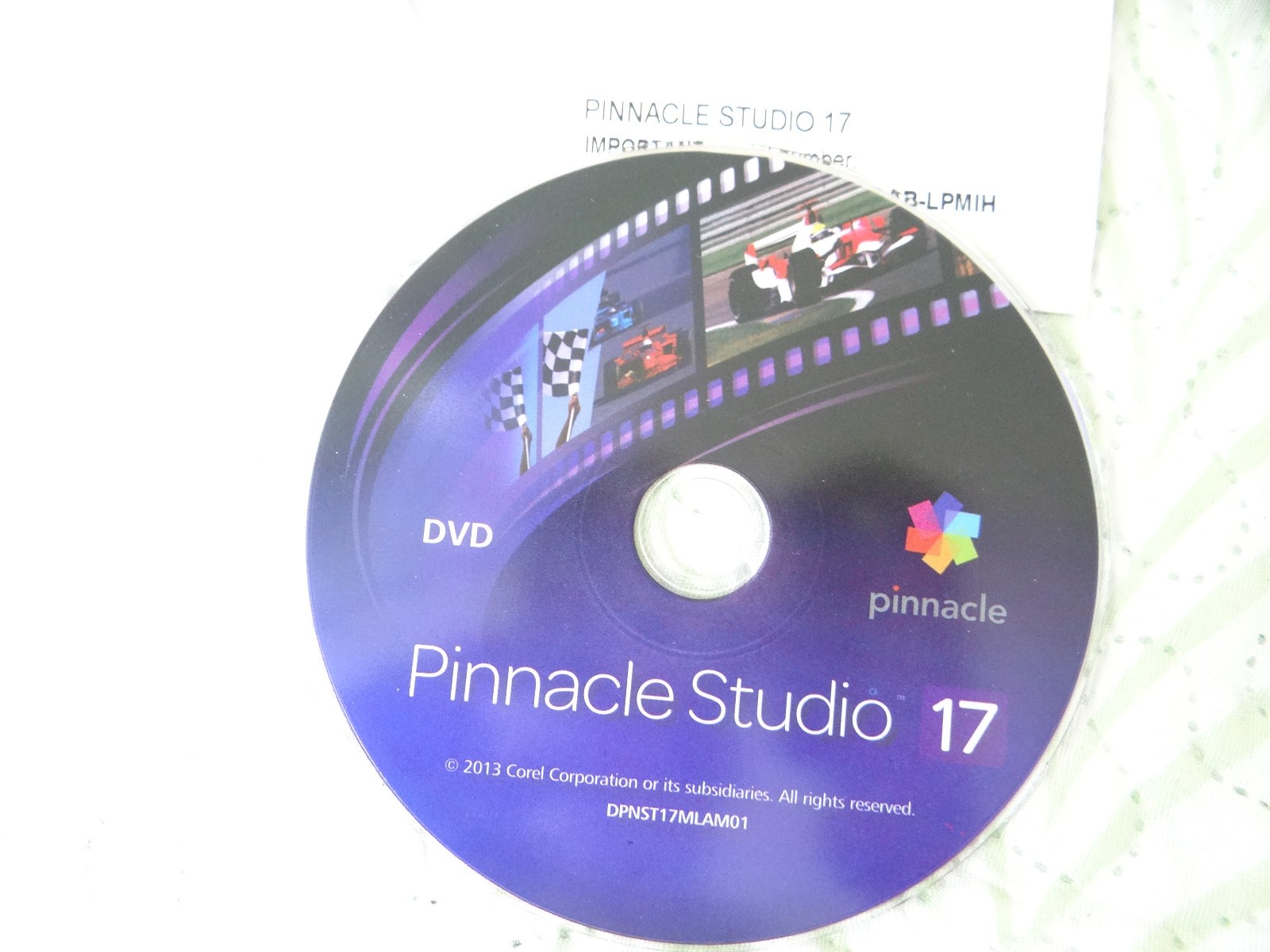Pinnacle StudioHD Version 17 Software DVD W/Activation Key