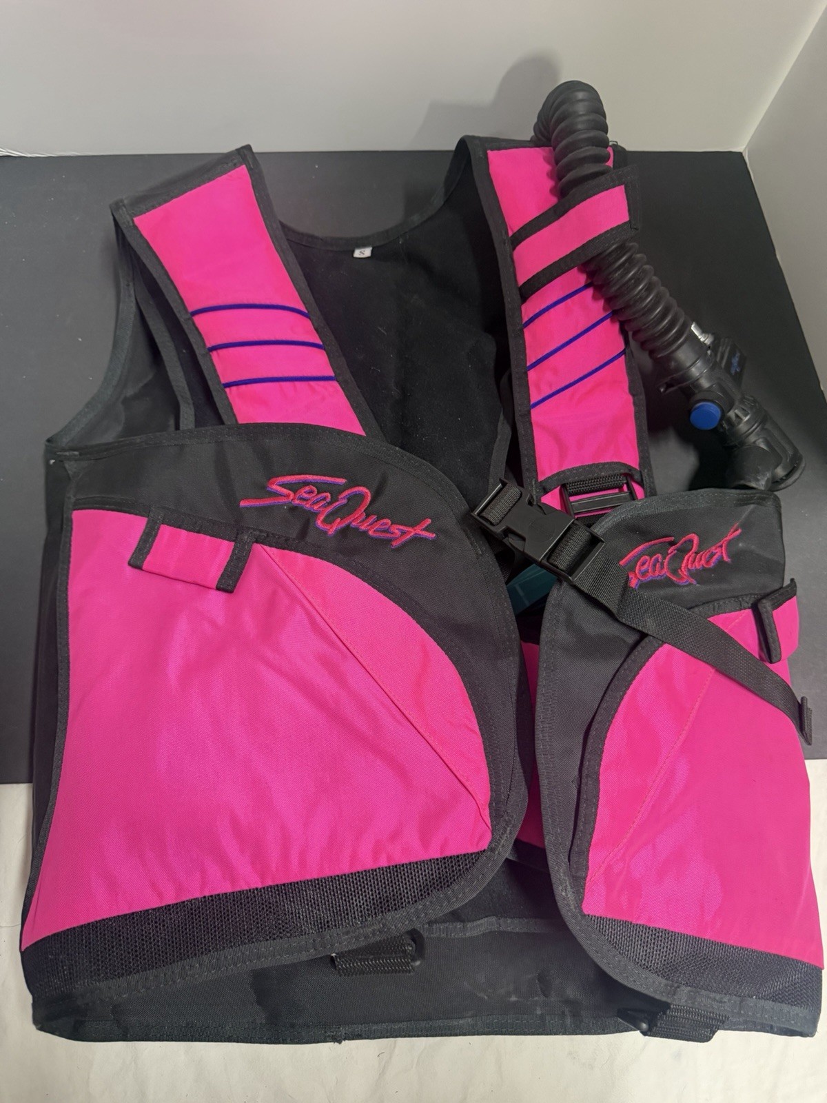 SeaQuest Explorer BCD Hot Pink Scuba Diving Buoyancy Compensator Small Made USA