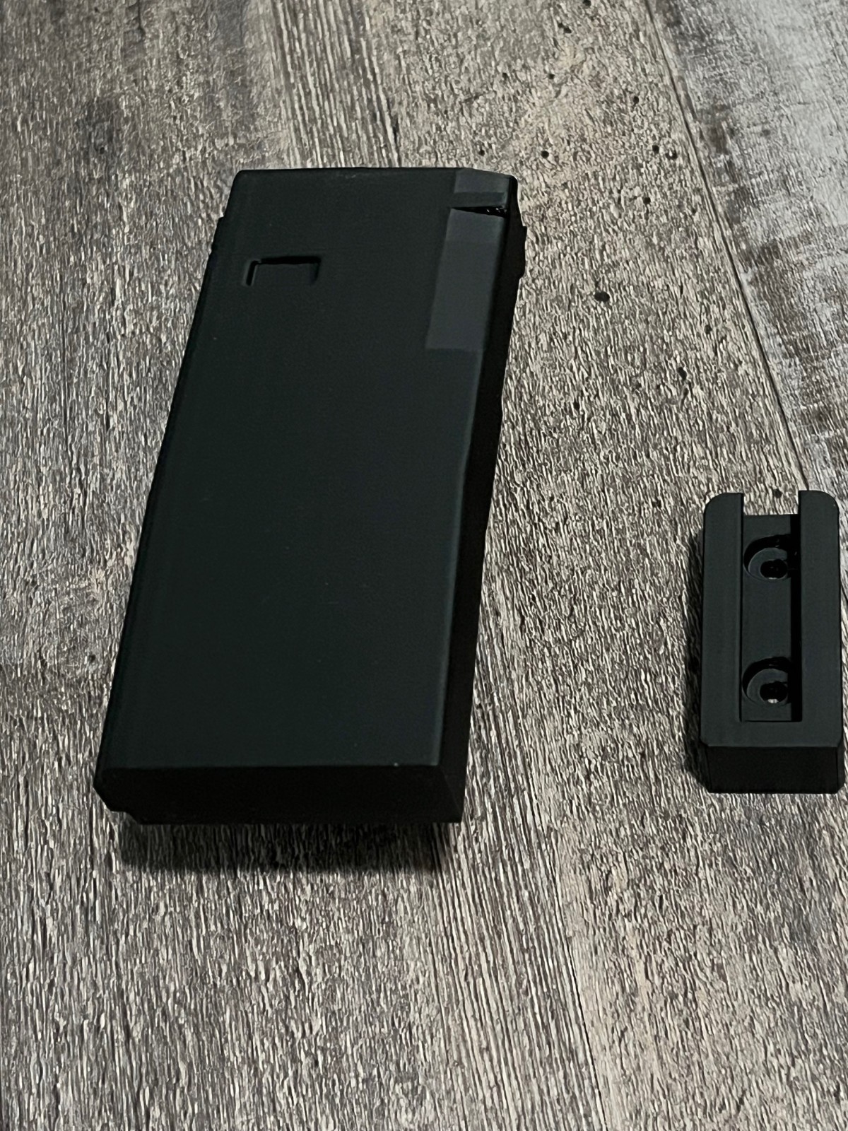556/223 floating Riffle Wall Mount