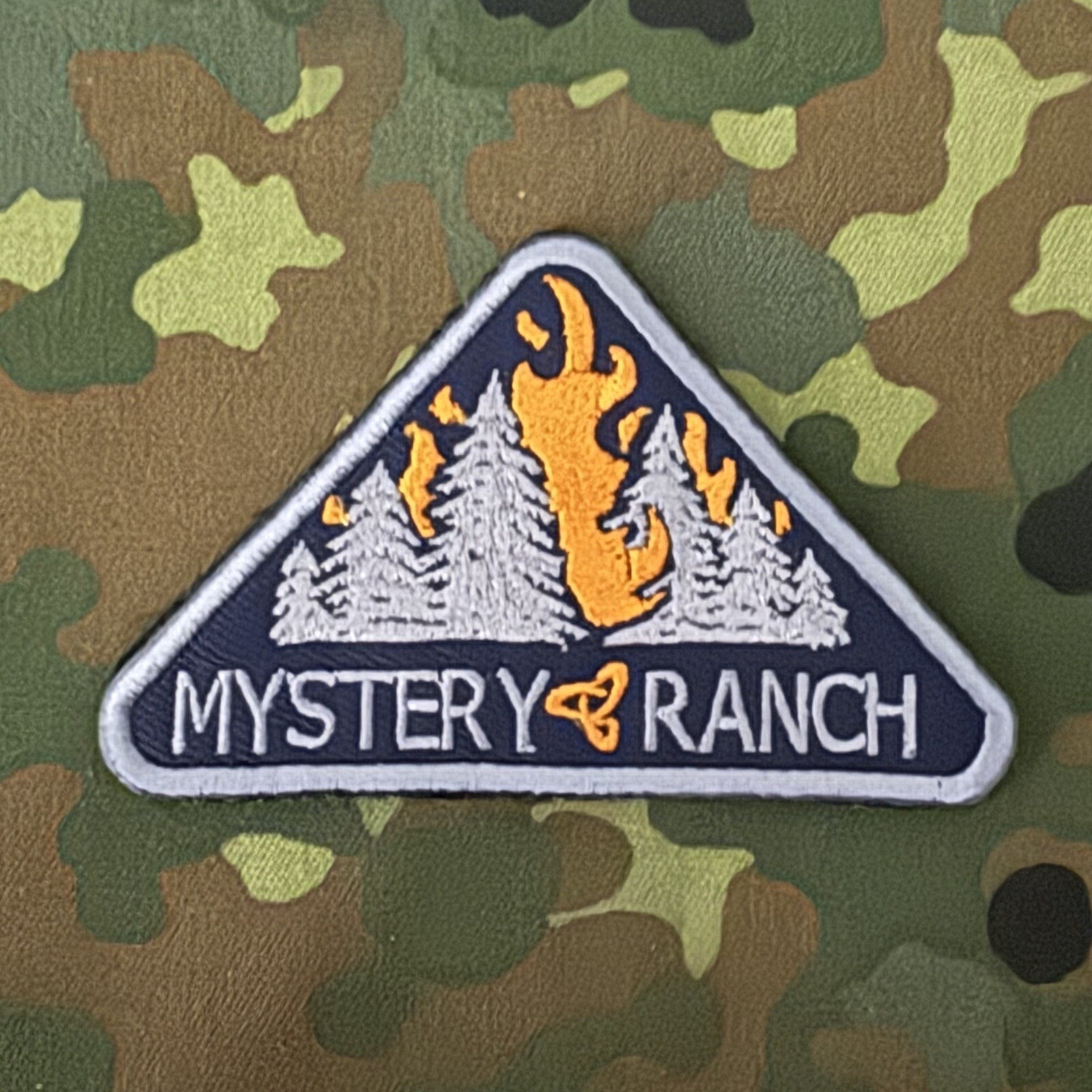 🔥MYSTERY RANCH SMOKEY Embroidered Patch Hook/Loop Back WILDFIRE HIKING