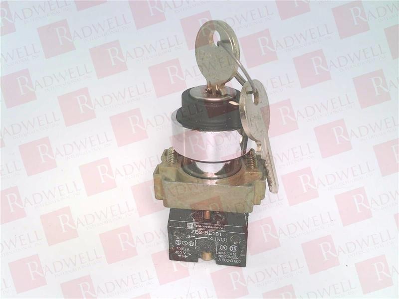 SCHNEIDER ELECTRIC XB2BG21 / XB2BG21 (NEW IN BOX)