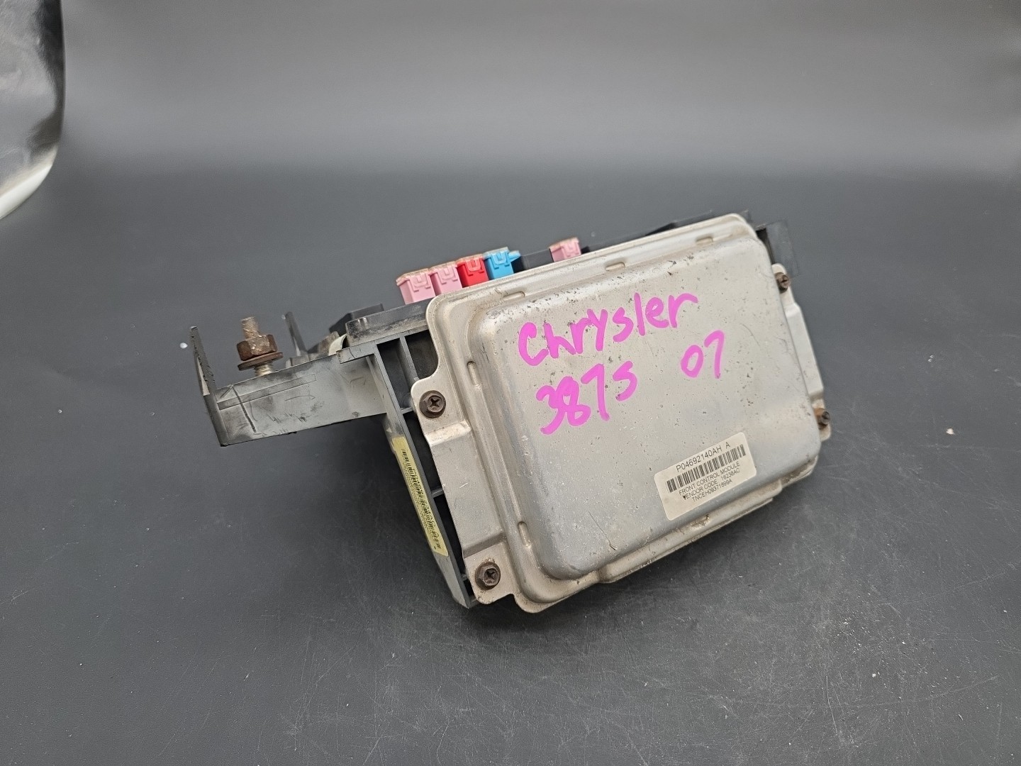 OEM 07 Dodge Charger TIPM Fuse Box BCM Body Control Module P04692234AD Used