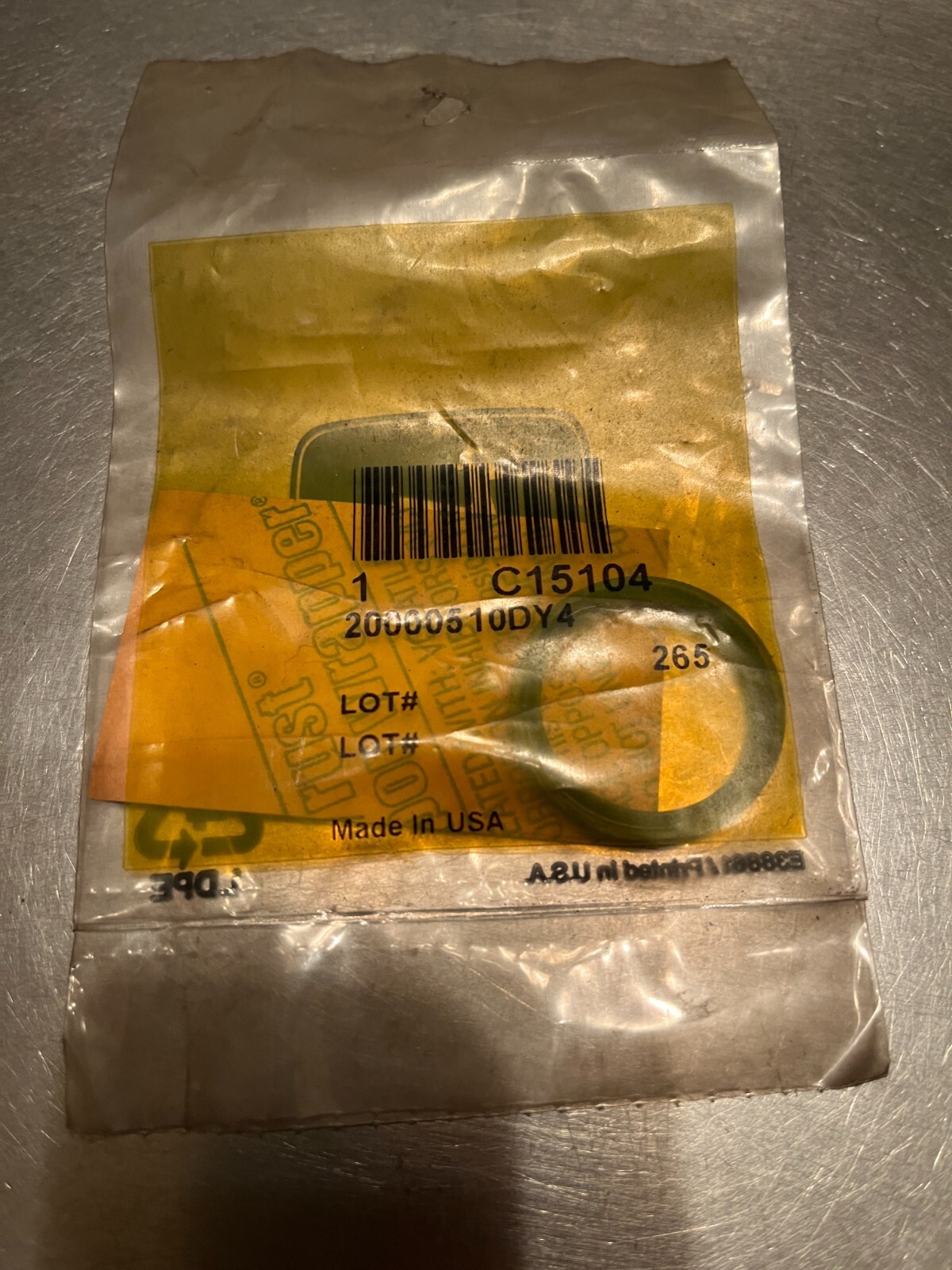 C15104   Genuine OEM  John Deere  SEAL
