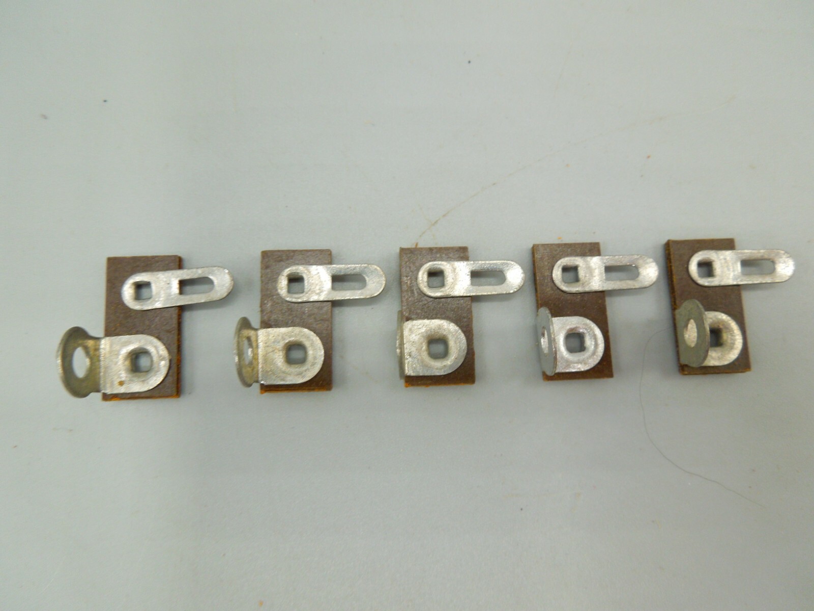 Terminal Strip 1 Lug, 0 Lug Common Phenolic Terminal Strip NOS (#112) (QTY  5)