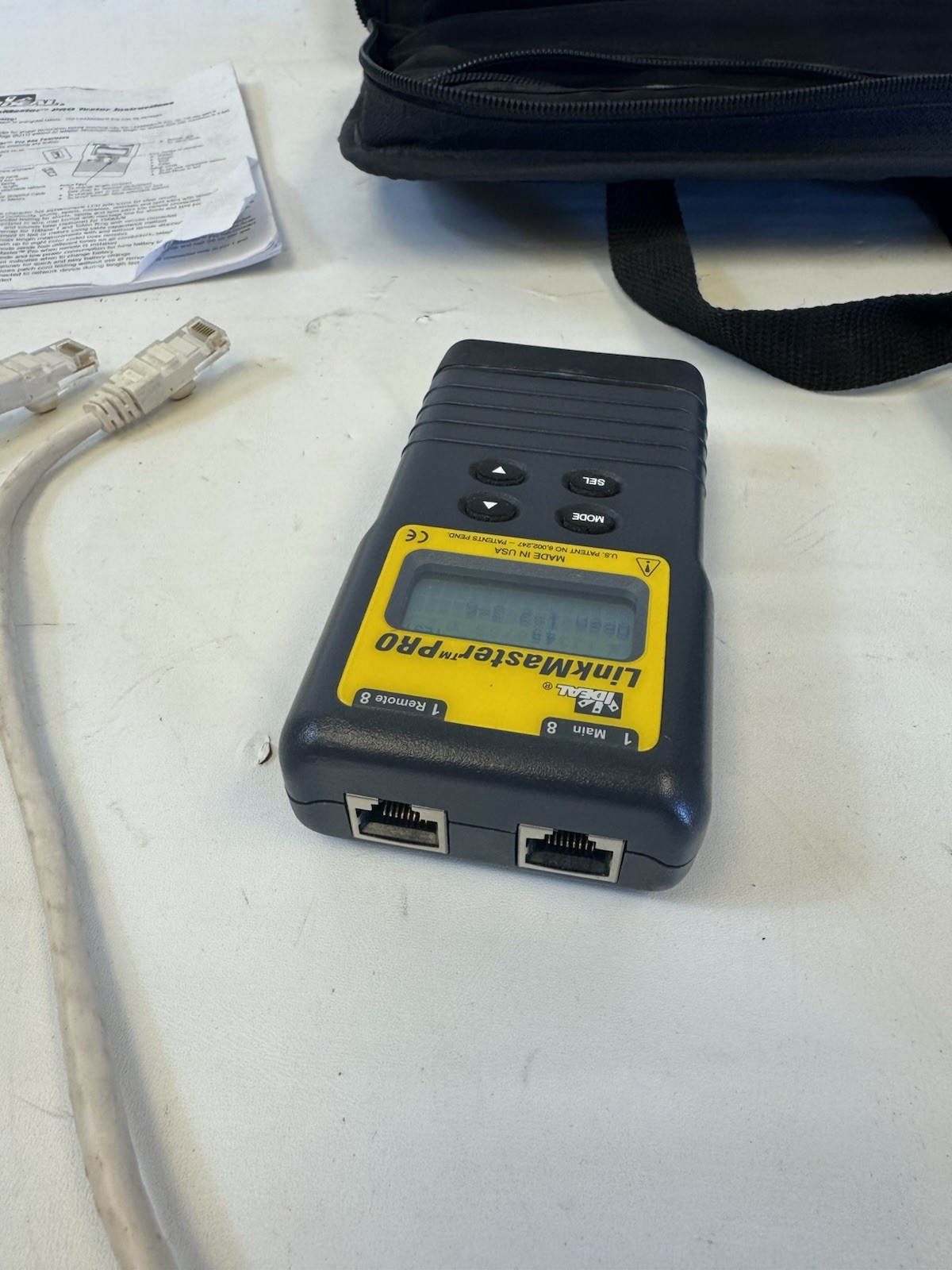 IDEAL LinkMaster PRO Cable Tester Kit with remotes 1-8 and cables