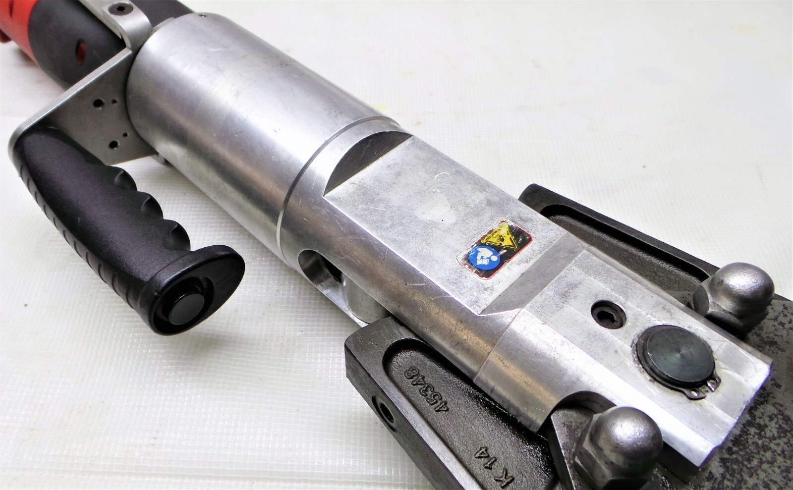 NOVA PRESS ACO401 Battery Pressing Tool with Case.