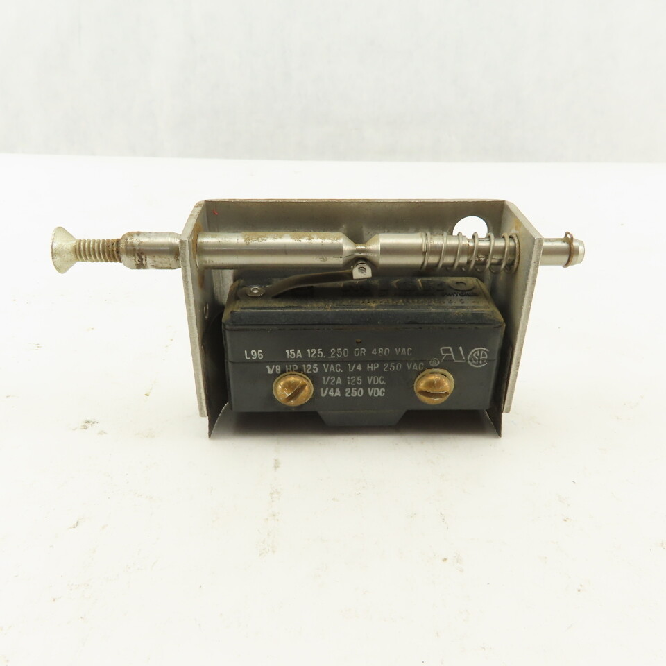 Honeywell 1AC28530 Micro 15A 480V Cam Snap Action Limit Slider Switch