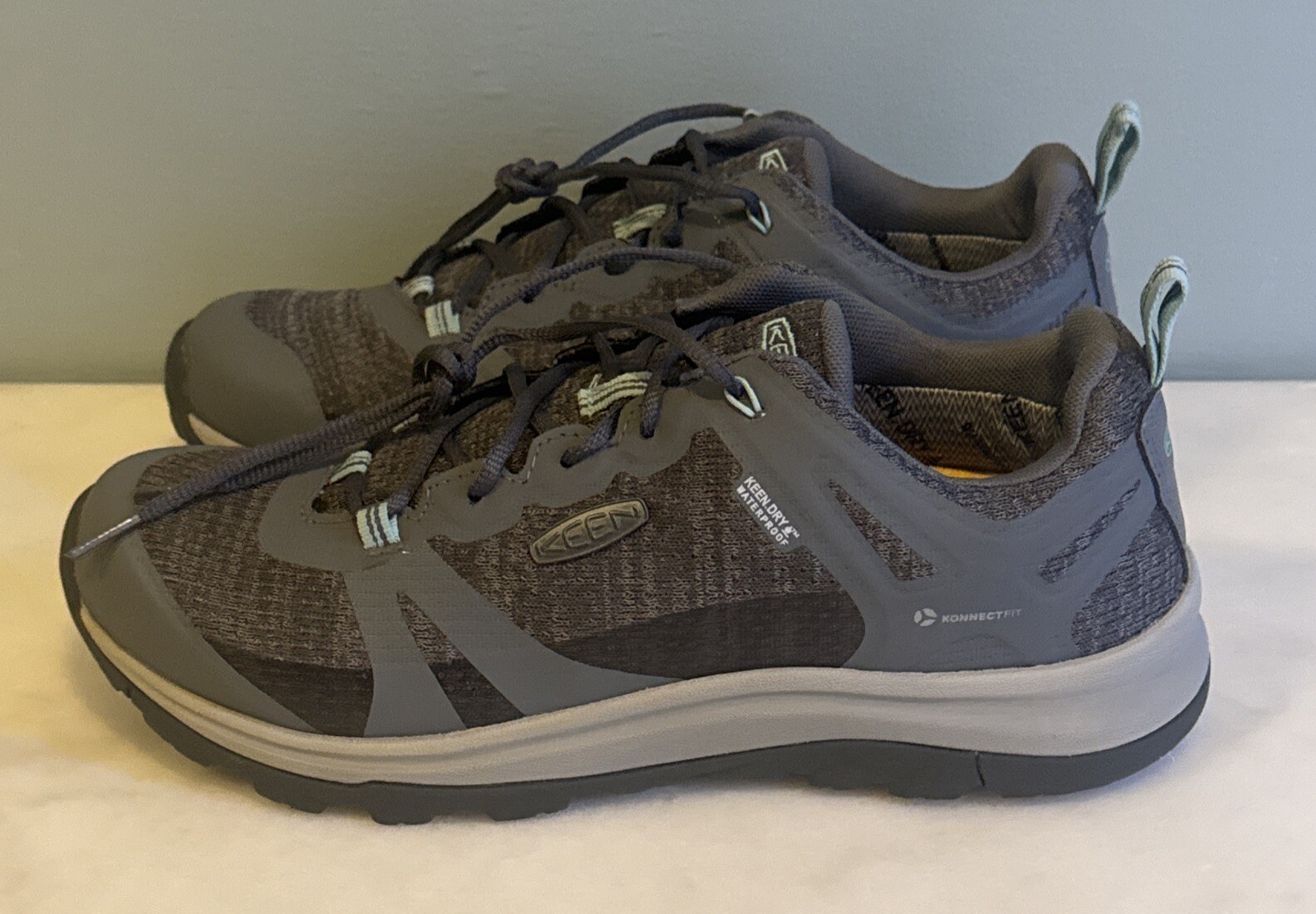 KEEN Women's Terradora 2 Waterproof Low Height Hiking Shoes, Grey, Size 9.5 NWOB