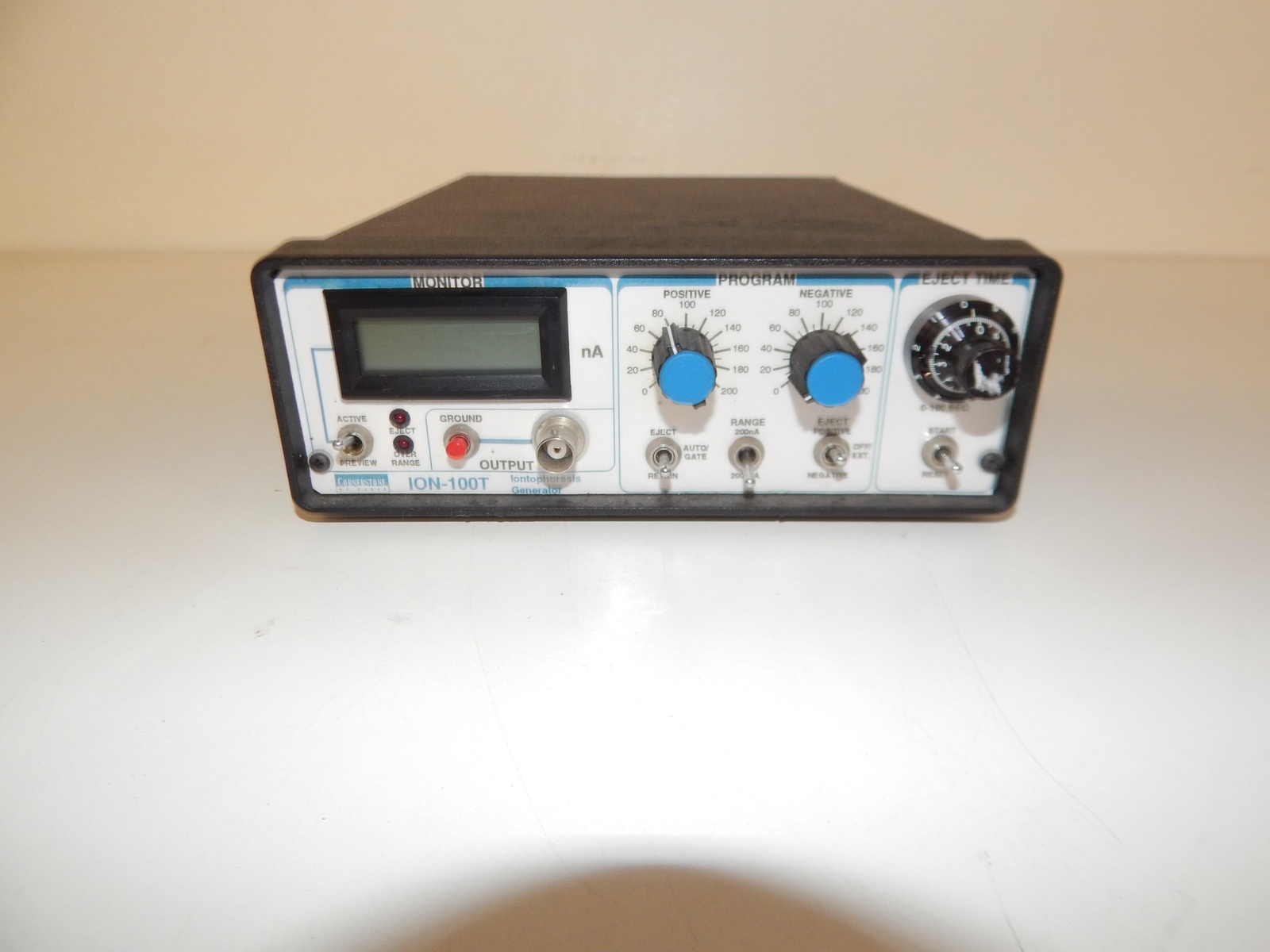 DAGAN CORNERSTONE ION-100T ONTOPHORESIS GENERATOR (UWN76)