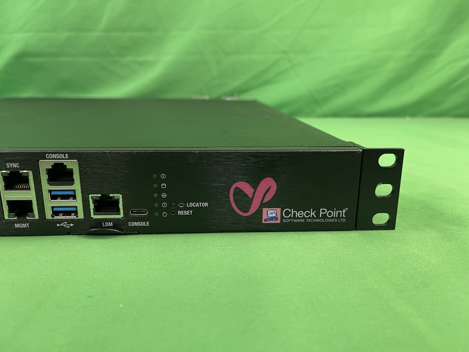 Check Point Quantum 6600 QM-1 Security Gateway Appliance | 16GB RAM *NO HDD*