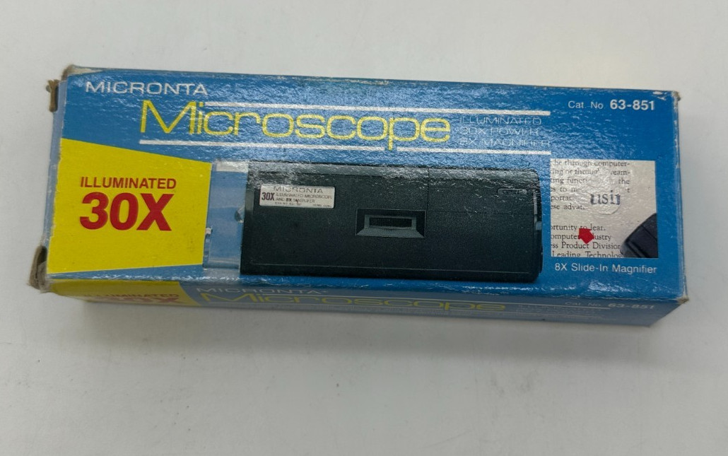 Micronta 30x Illuminated Microscope battery powered w case 63-851 Radio Shack