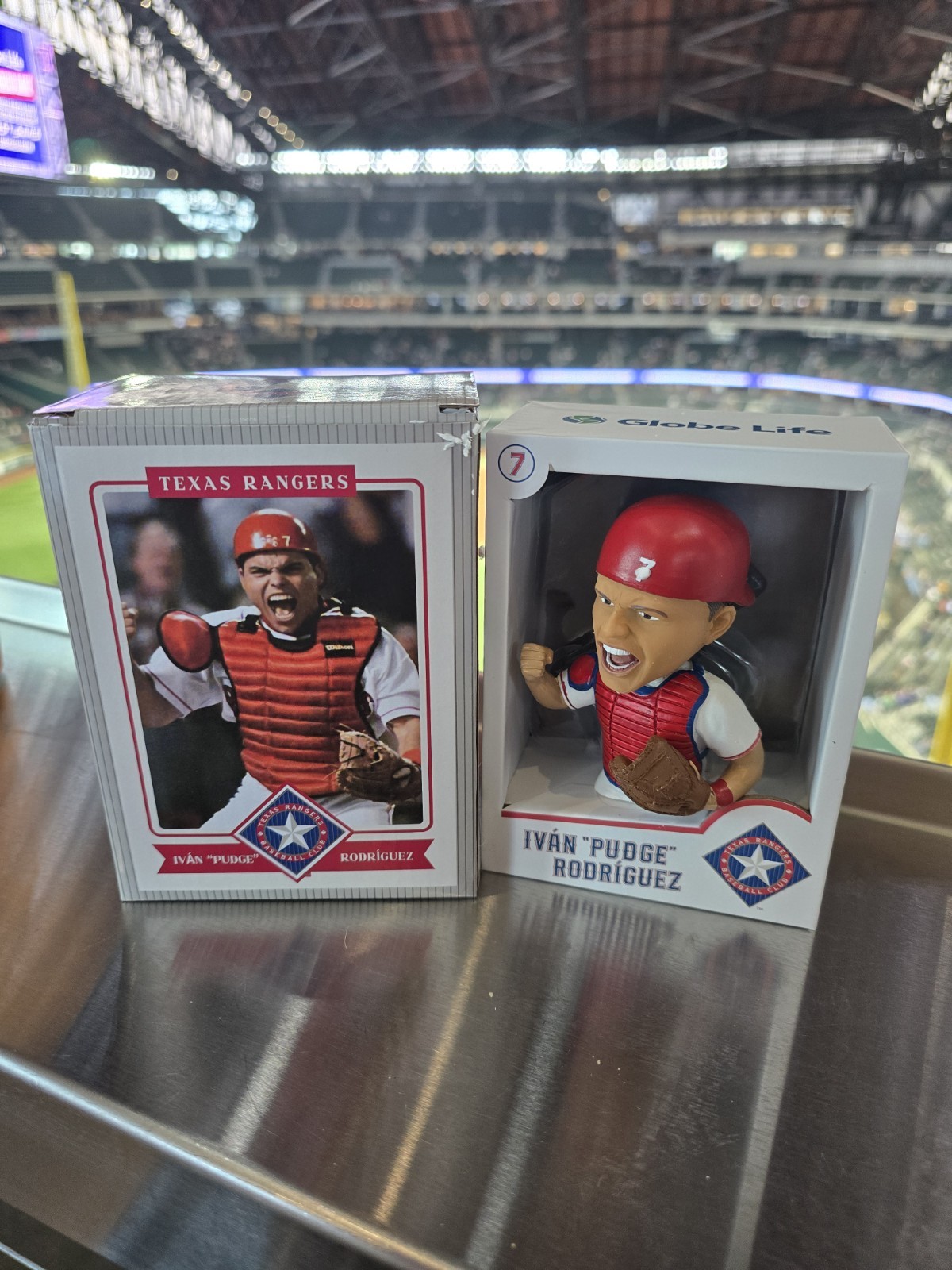 Ivan Pudge Rodriguez Bobblehead Card