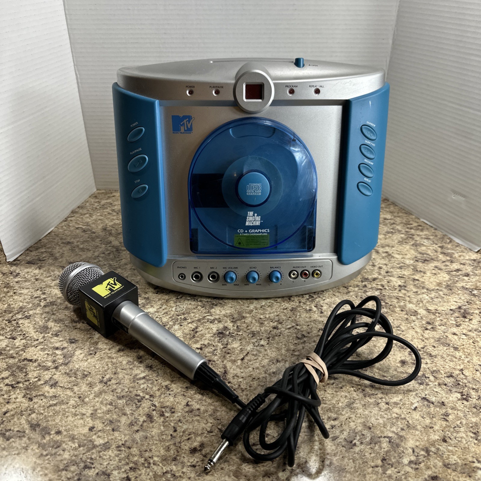 MTV Karaoke Machine SMGK-1000 The Singing Machine - Working W/ Mic
