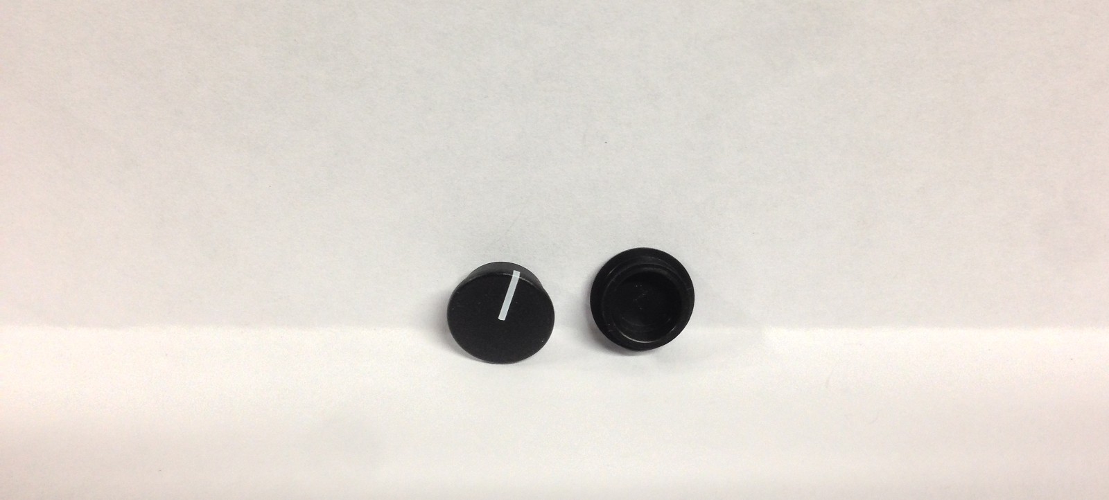 2 Neutrik Rean Black Knob Cap Caps White Line T861H-09 NOS