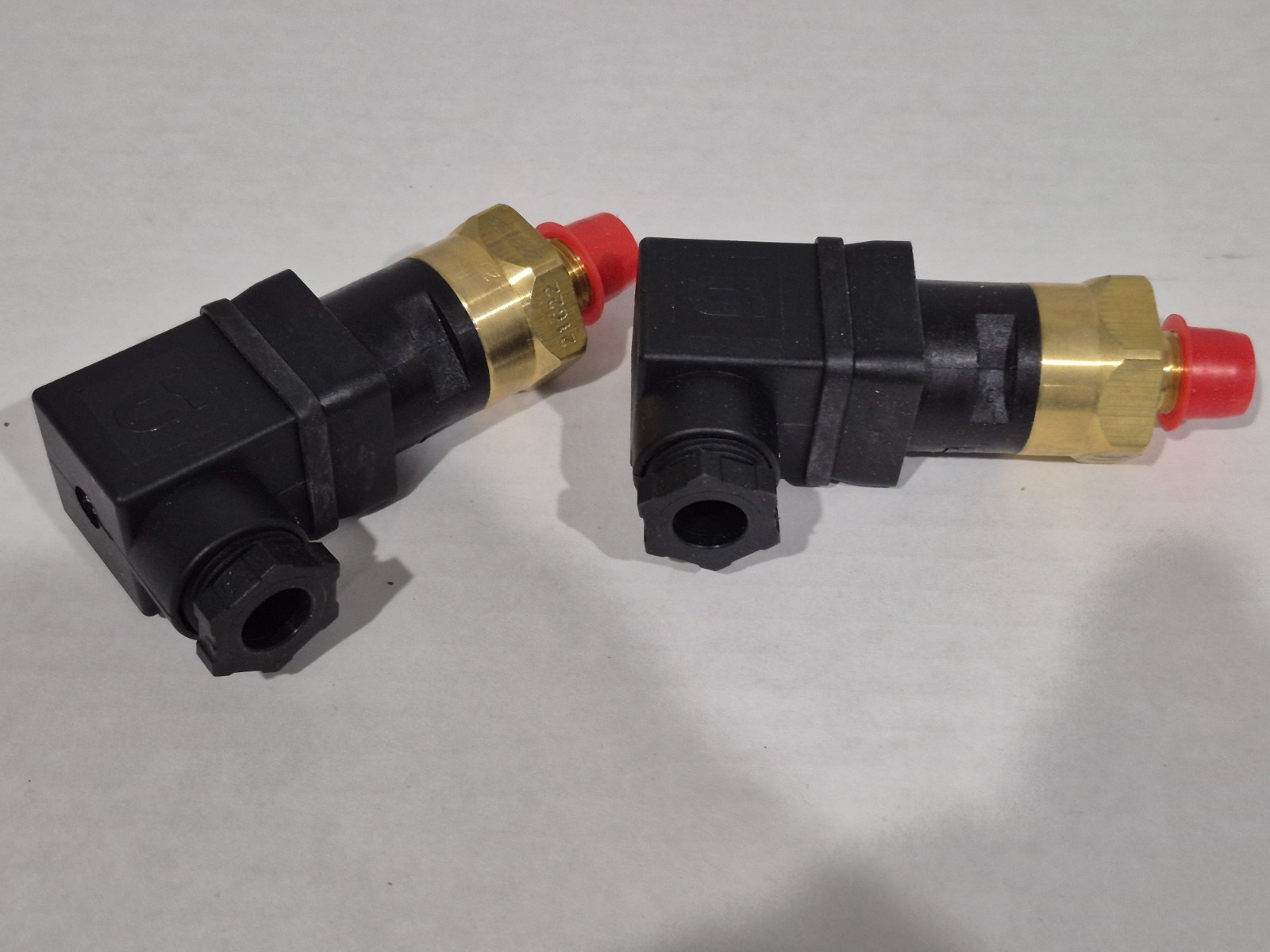 Gems PS41-30-4MNB-C-HC 209159 Pressure Switch