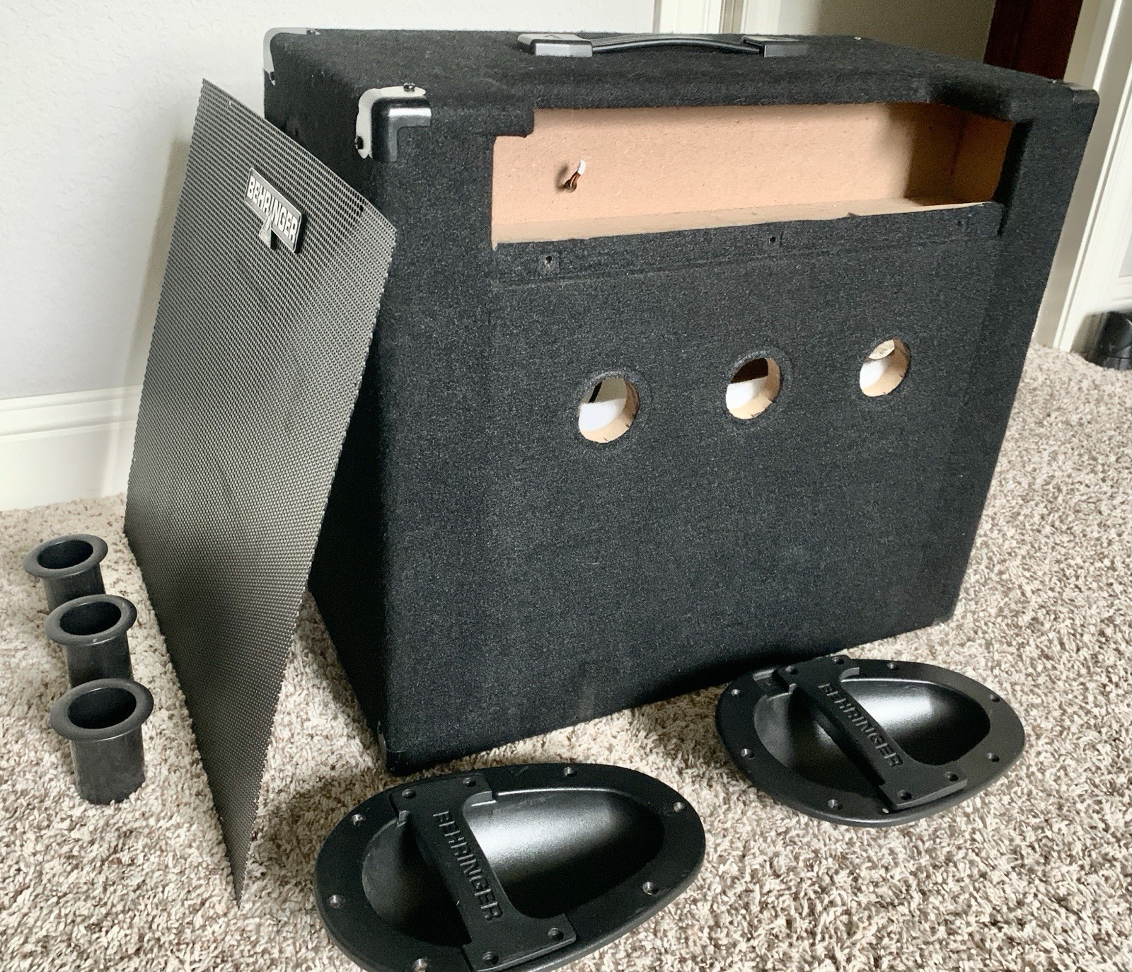 Behringer ULTRATONE K3000FX Empty Enclosure w/ Screen Cover, Handles & Hardware.