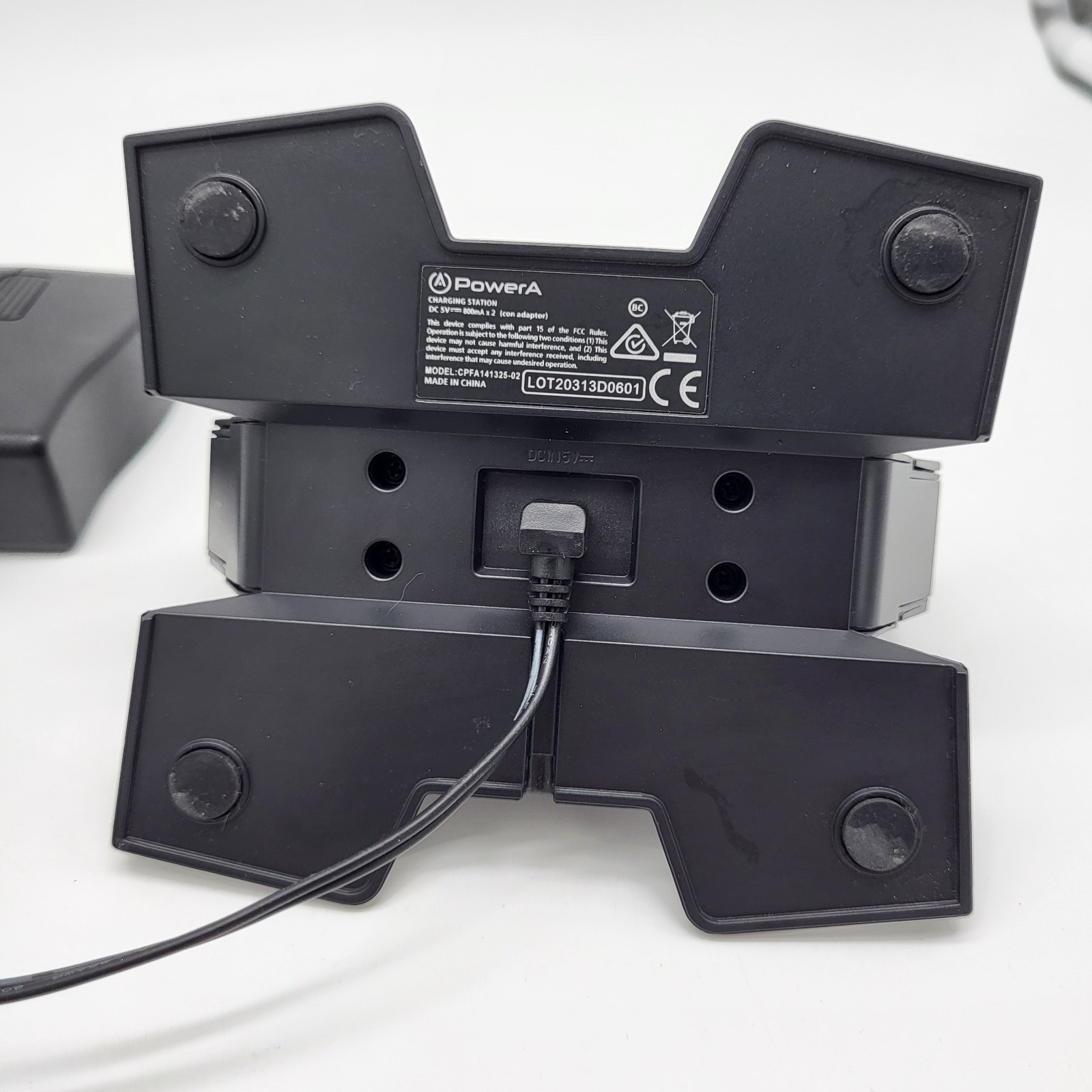 PowerA CPFA141325-02 DualShock 4 Controller Charging Station
