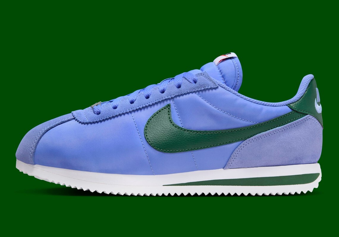 Women's Nike Cortez TXT Royal Pulse Blue Black Fir DZ2795-402 sz 8.5