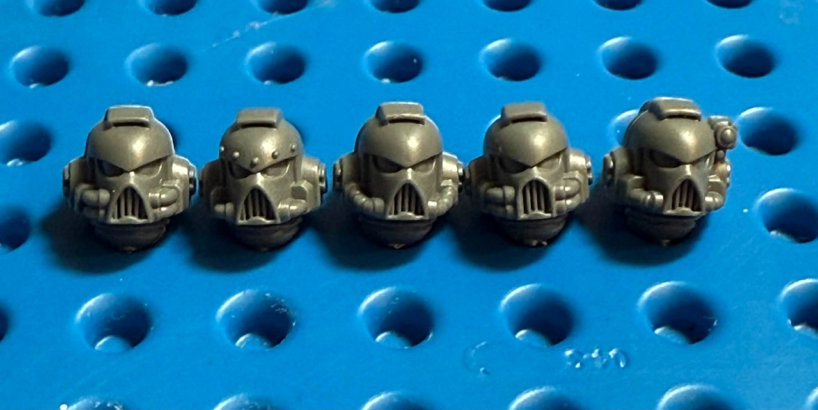 Space Marines Mark 7,6,4,3,Reivers heads bits helmets Leviathan Veteran plastic