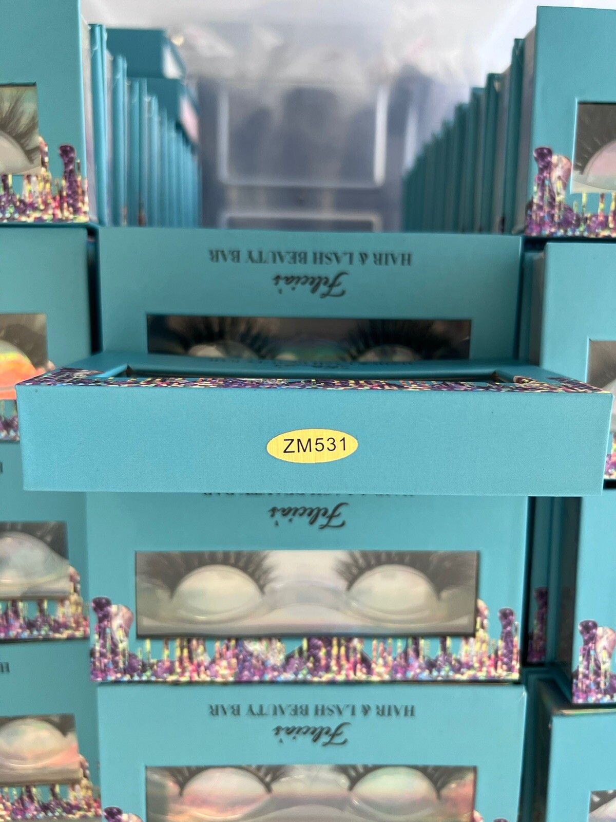 Mink Lashes fluffy false eyelashes, 18mm Dramatic look, Cat eye Apperance