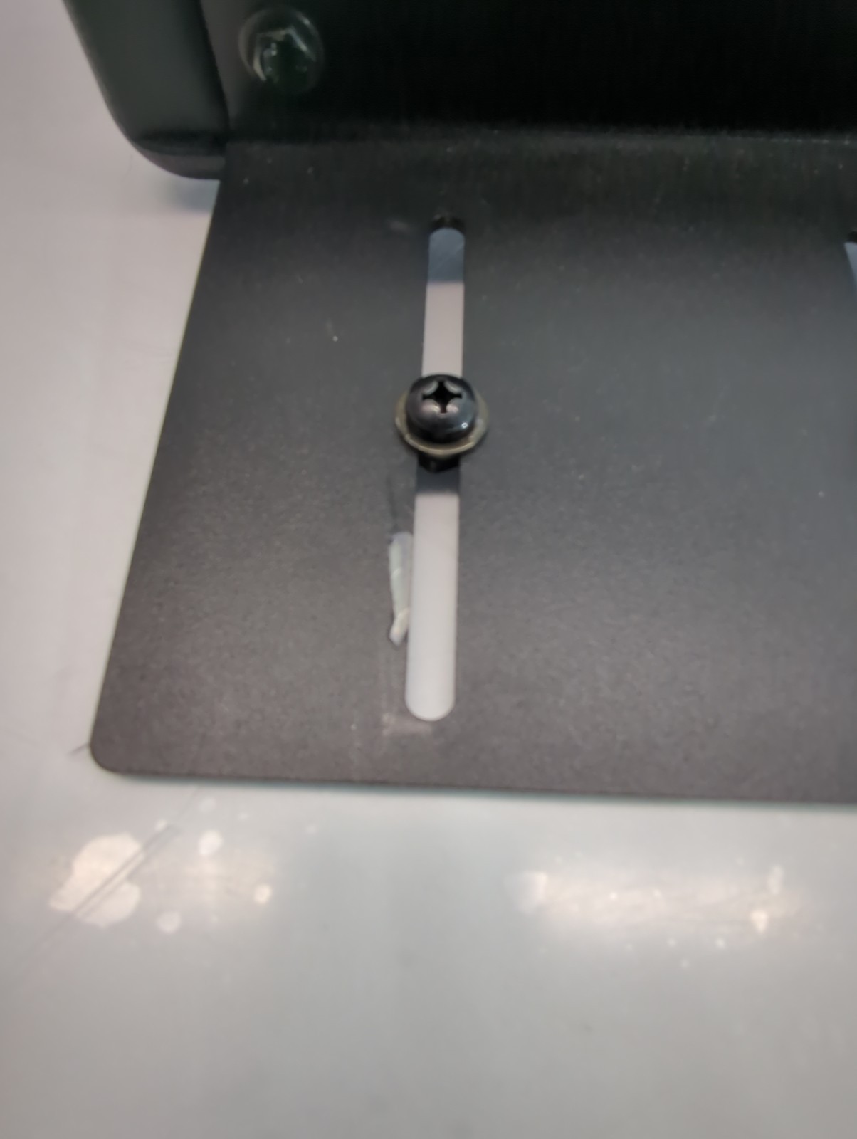 Havis C-ARM-102 Side Mount Armrest