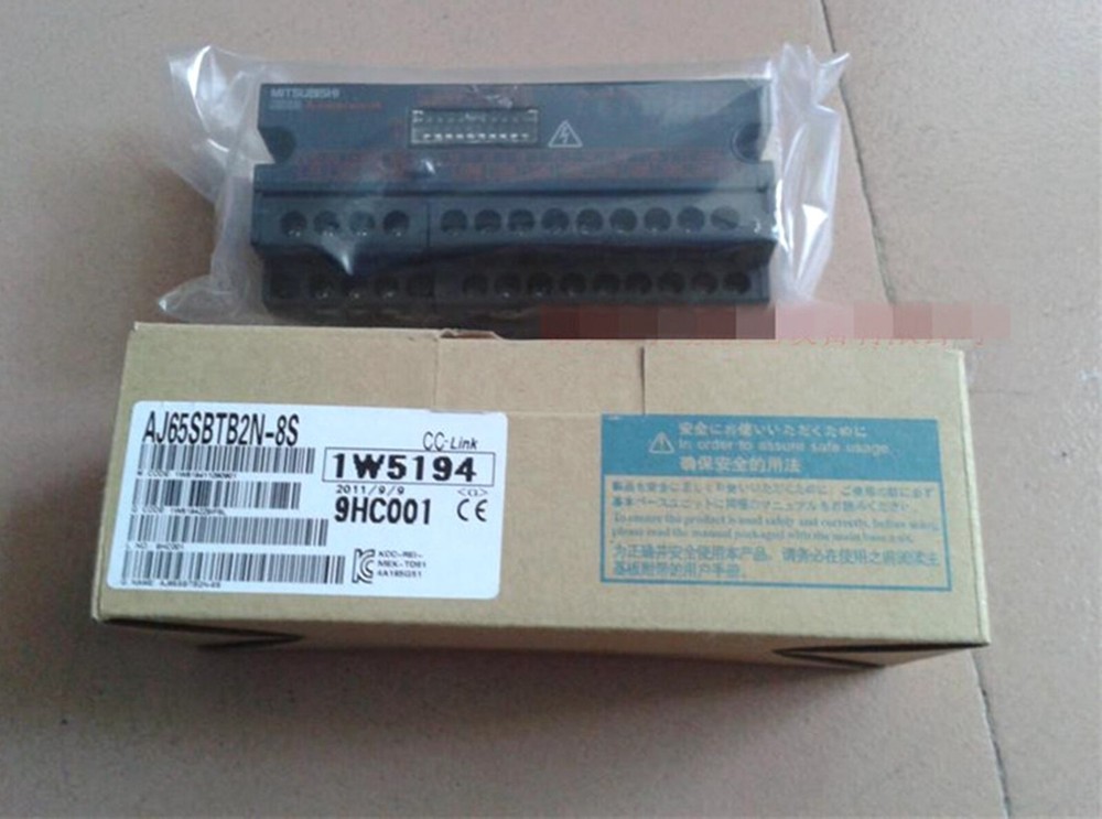 NEW MITSUBISHI AJ65SBTB2N-8S CC-Link System Small Type Remote I/O Module