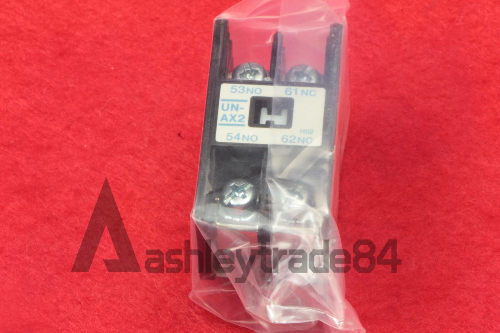 1PC New Mitsubishi UN-AX2 Auxiliary Contact Block