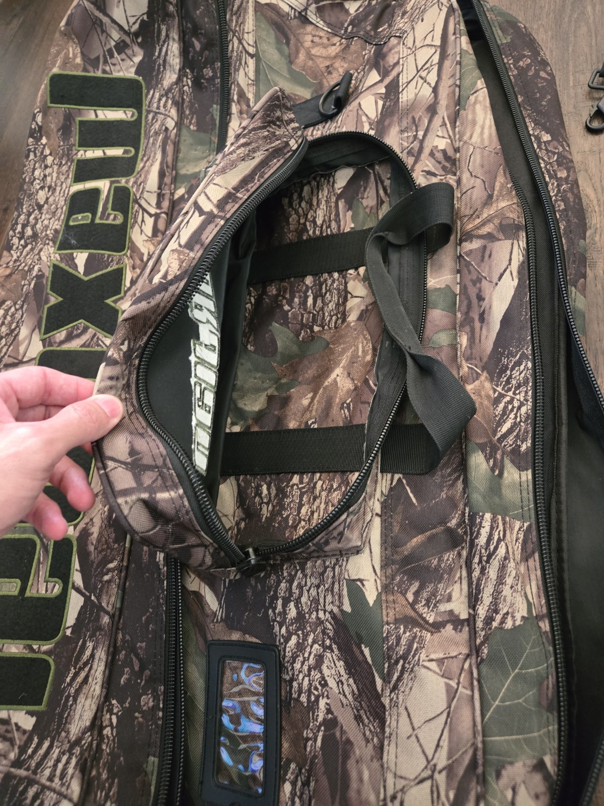 Maximal Guardian Bow Bag