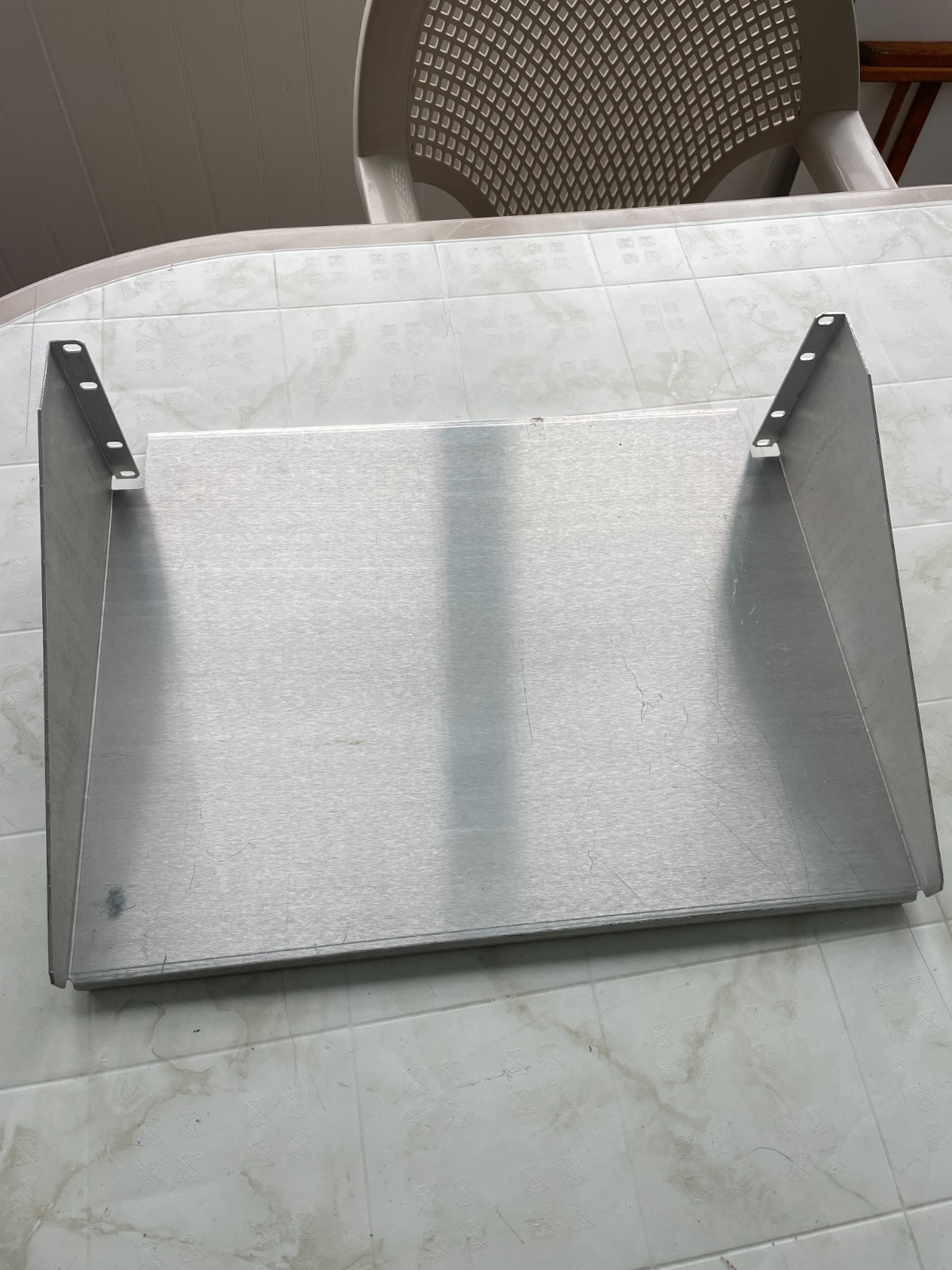 Chatsworth CPI Aluminum 19 1/2"W x 15"D x 6”H Solid Shelf Rack Tray