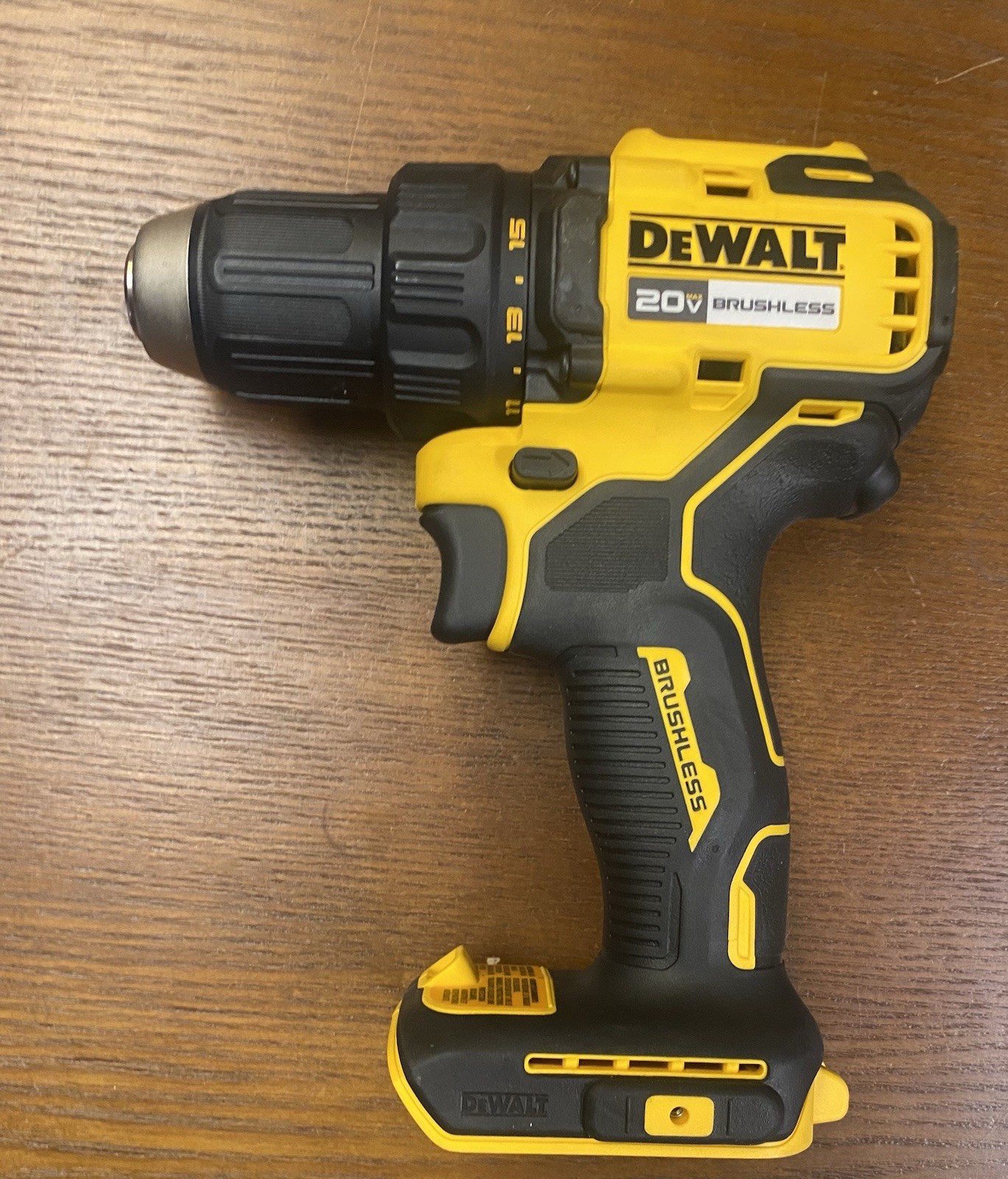 Dewalt DCD793 Drill Driver 1/2" 20V Cordless Brushless With 20V 4 Ah Xr Battery