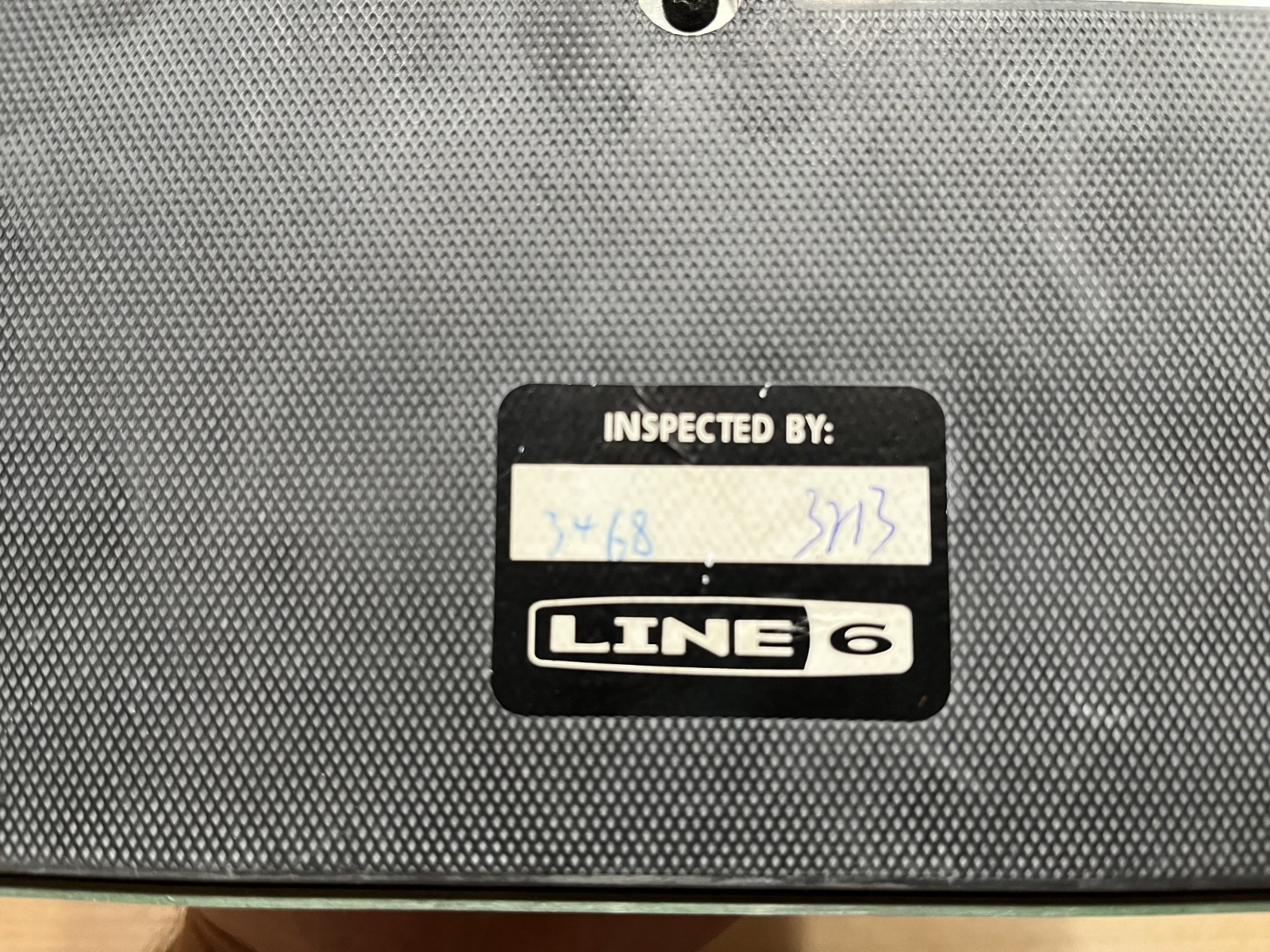 Line 6 DL4 Delay Model Looper Guitar Effects Pedal with power Supply