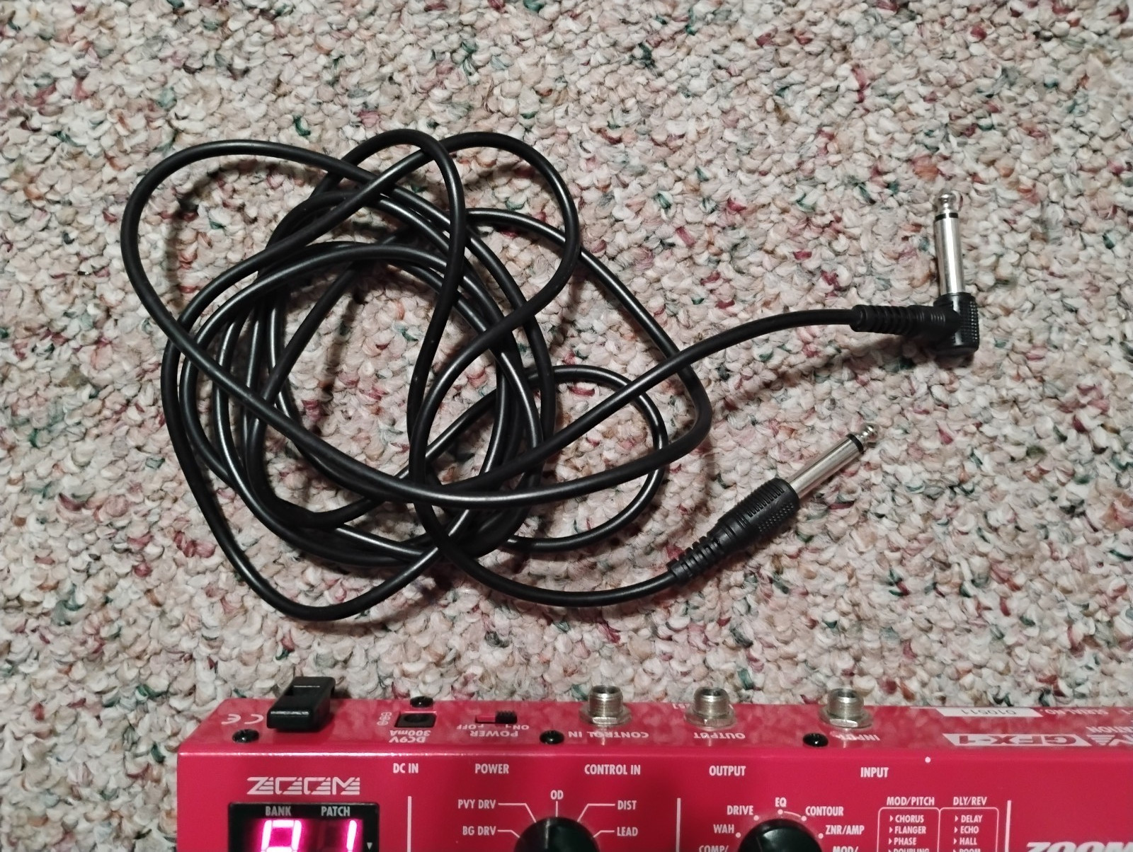 Zoom GFX-1 Guitar Multi Effects Processor Pedal - Red