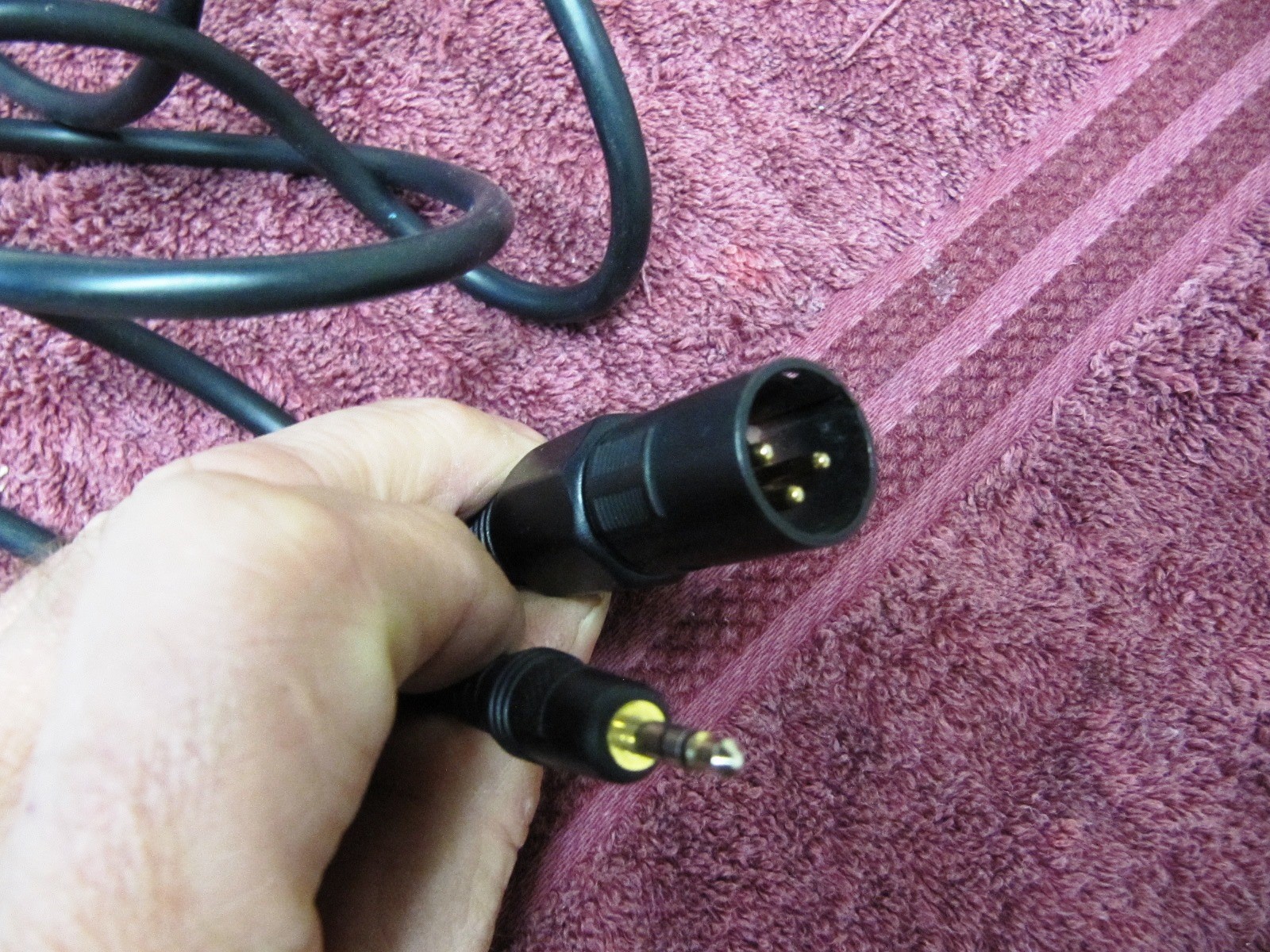 Male XLR 3 Pin to 3.5 mm 1/8 inch MINI TRS Stereo Male 6 foot Audio Cable
