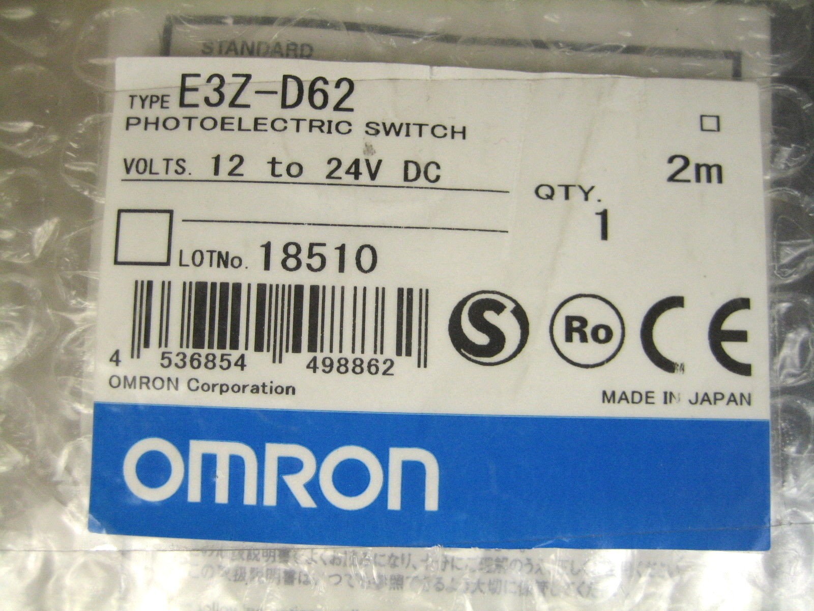 Omron E3Z-D62 Photoelectric Switch Sensor E3ZD62 New In Box One