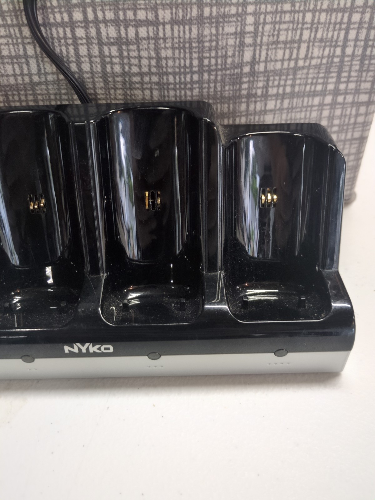 Wii Nyko Controller Charge Station Quad Black Dock 4 Controller Works