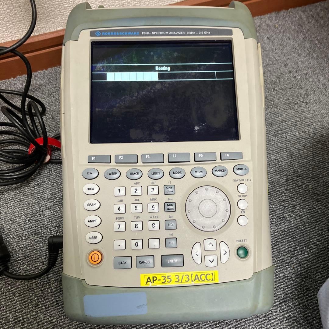Rohde Schwarz FSH4 Handheld Spectrum Analyzer