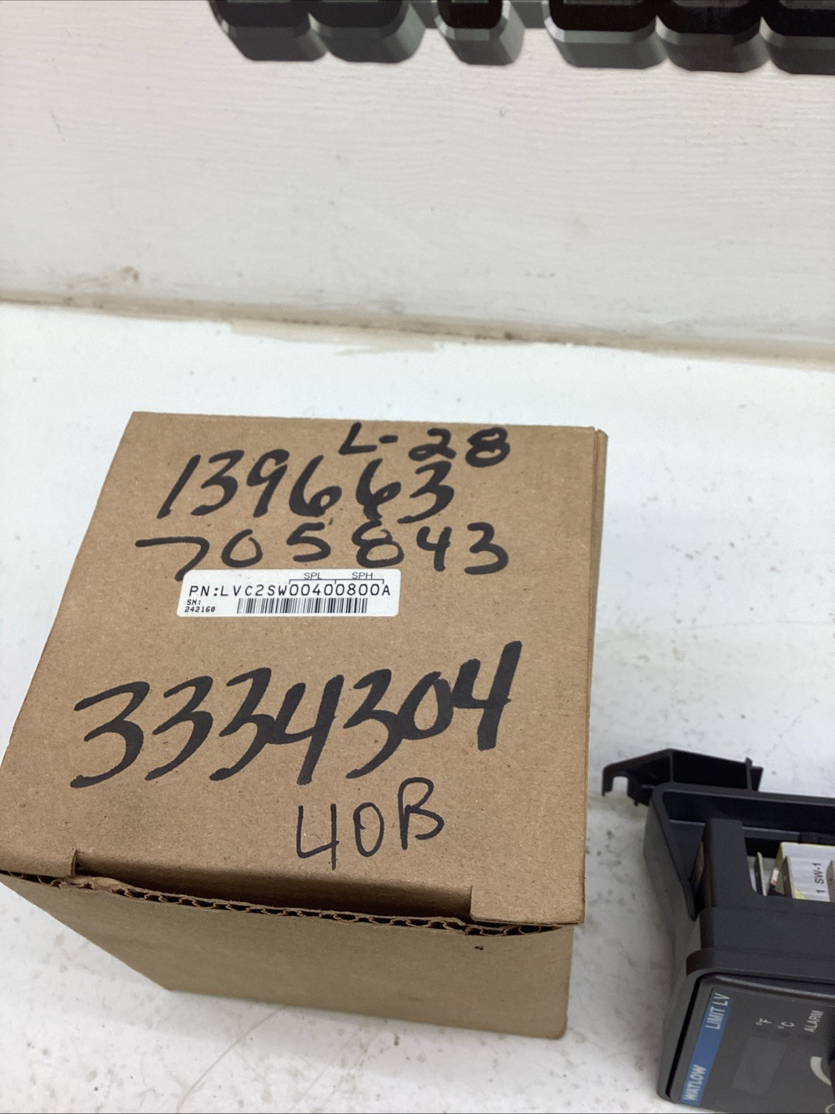 Watlow LVC2SW004008A Limit LV Temperature Controller NIB
