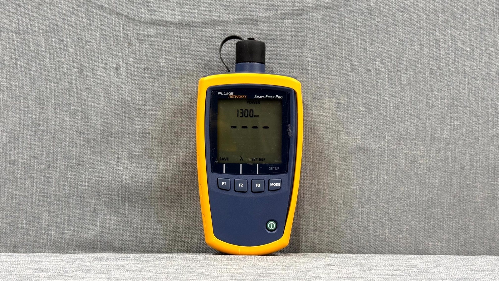 Fluke Networks SimpliFiber Pro Optical Power Meter Handheld Device