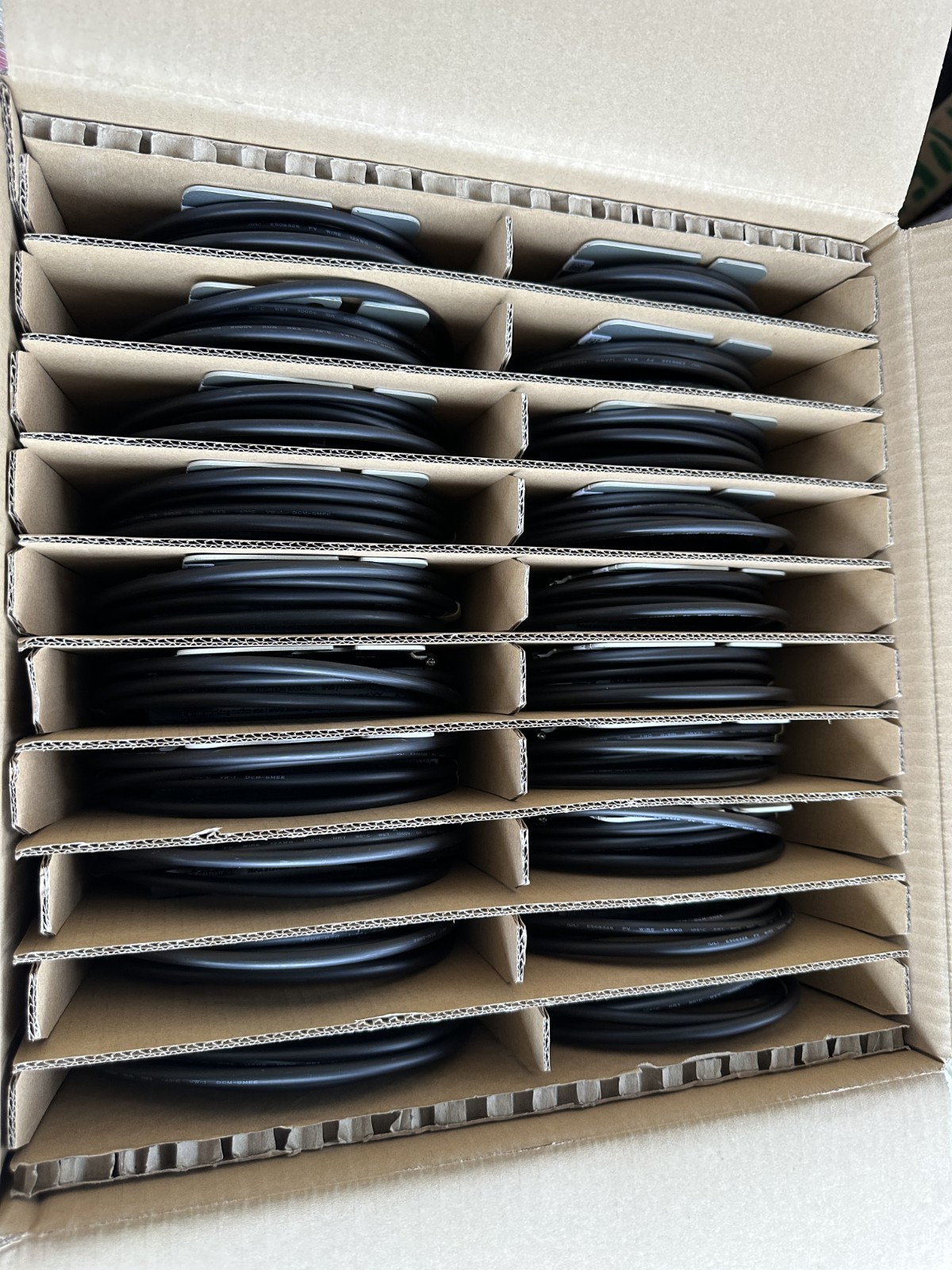 NIBox 20 Pack ~ SOLAR EDGE S SERIES POWER OPTIMIZER MODEL S440 ARRAY PANEL NEW