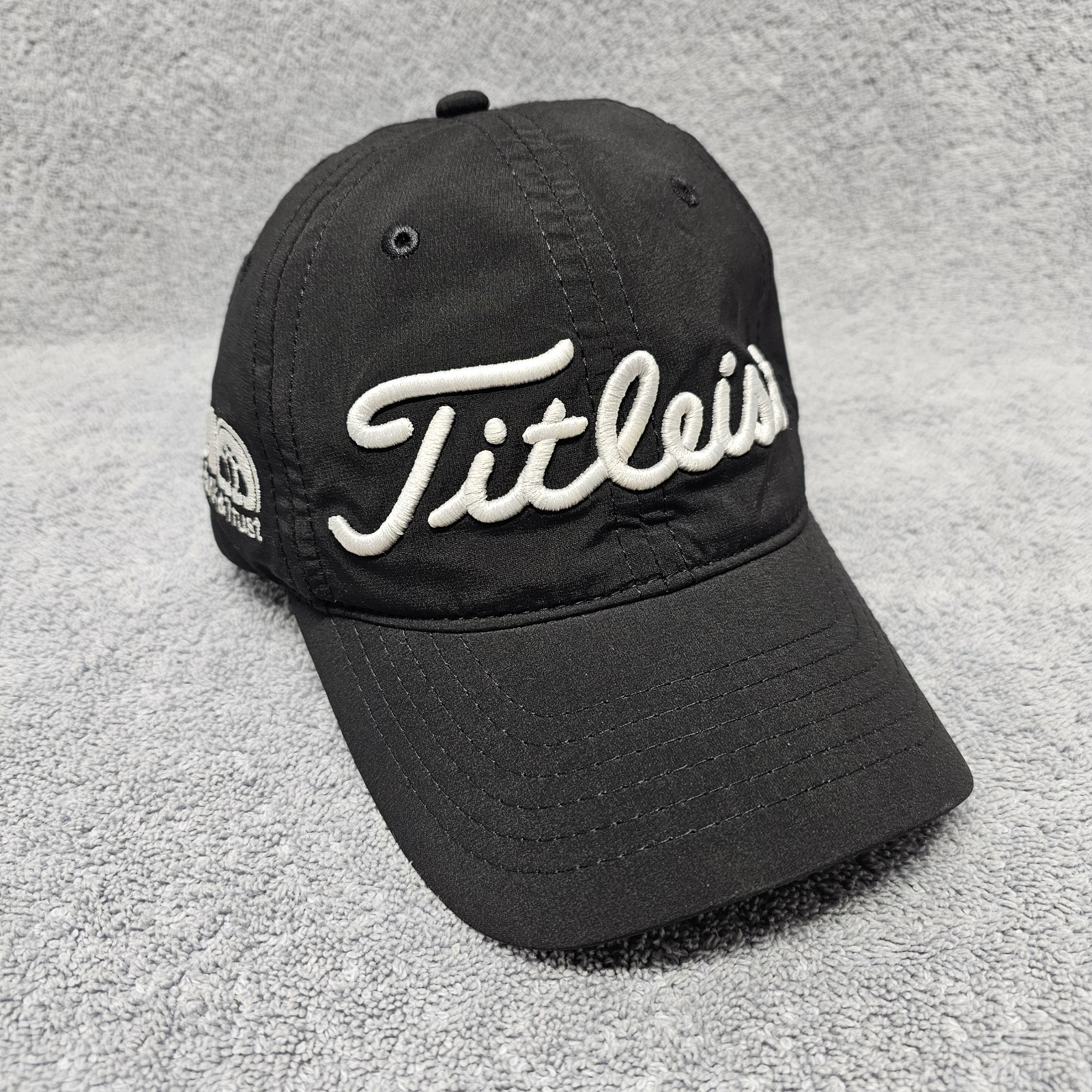 Titleist Hat Golf Baseball Cap OSFM Strapback Black White Golfer Golfing