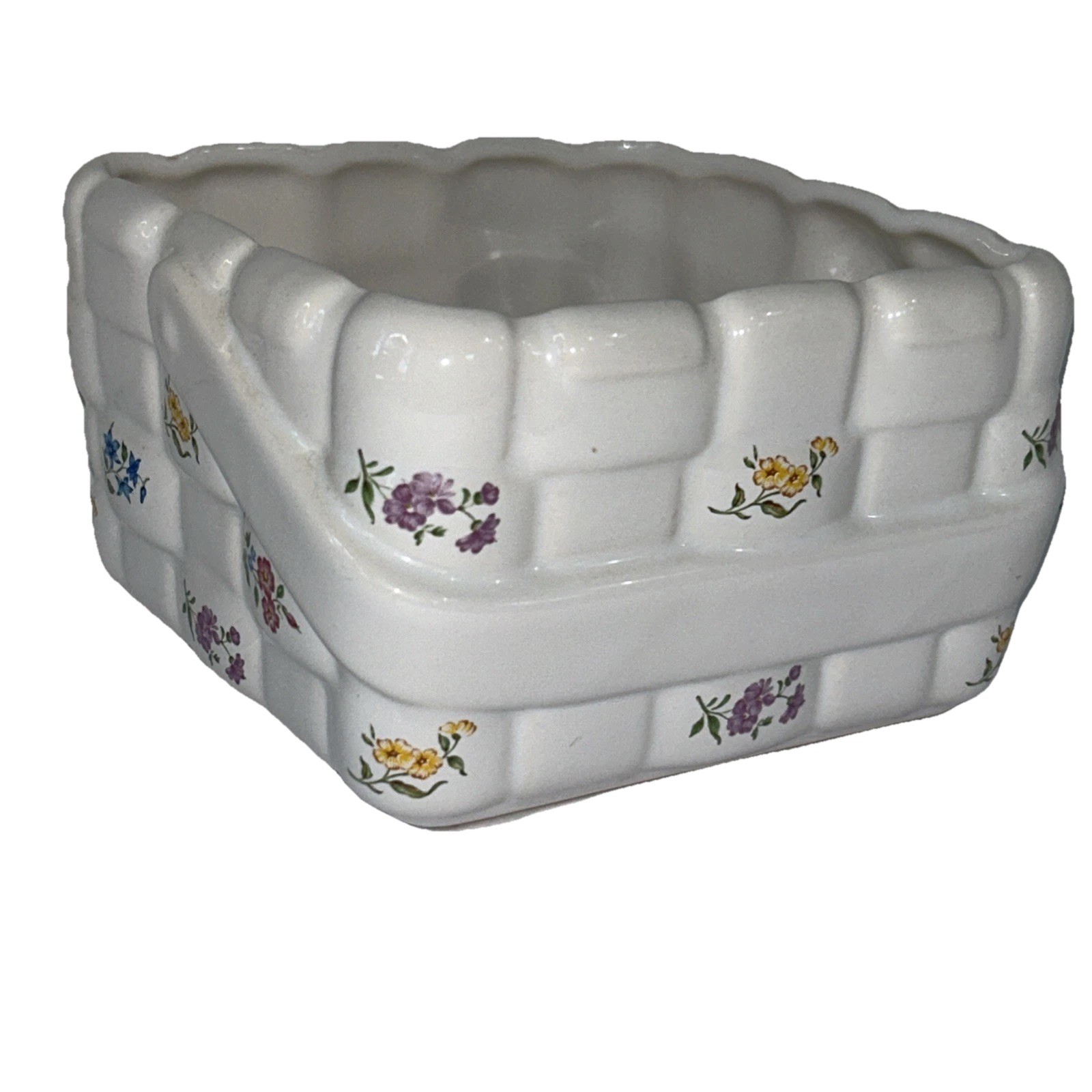 Ceramic Teleflora Easter Spring Basket Weave Floral Planter ~ White, Floral